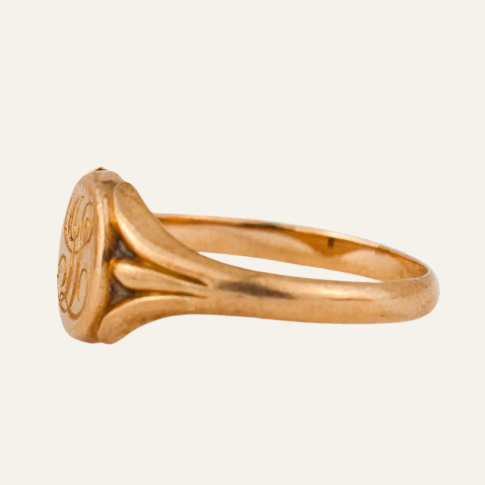 'H' Script Signet Ring