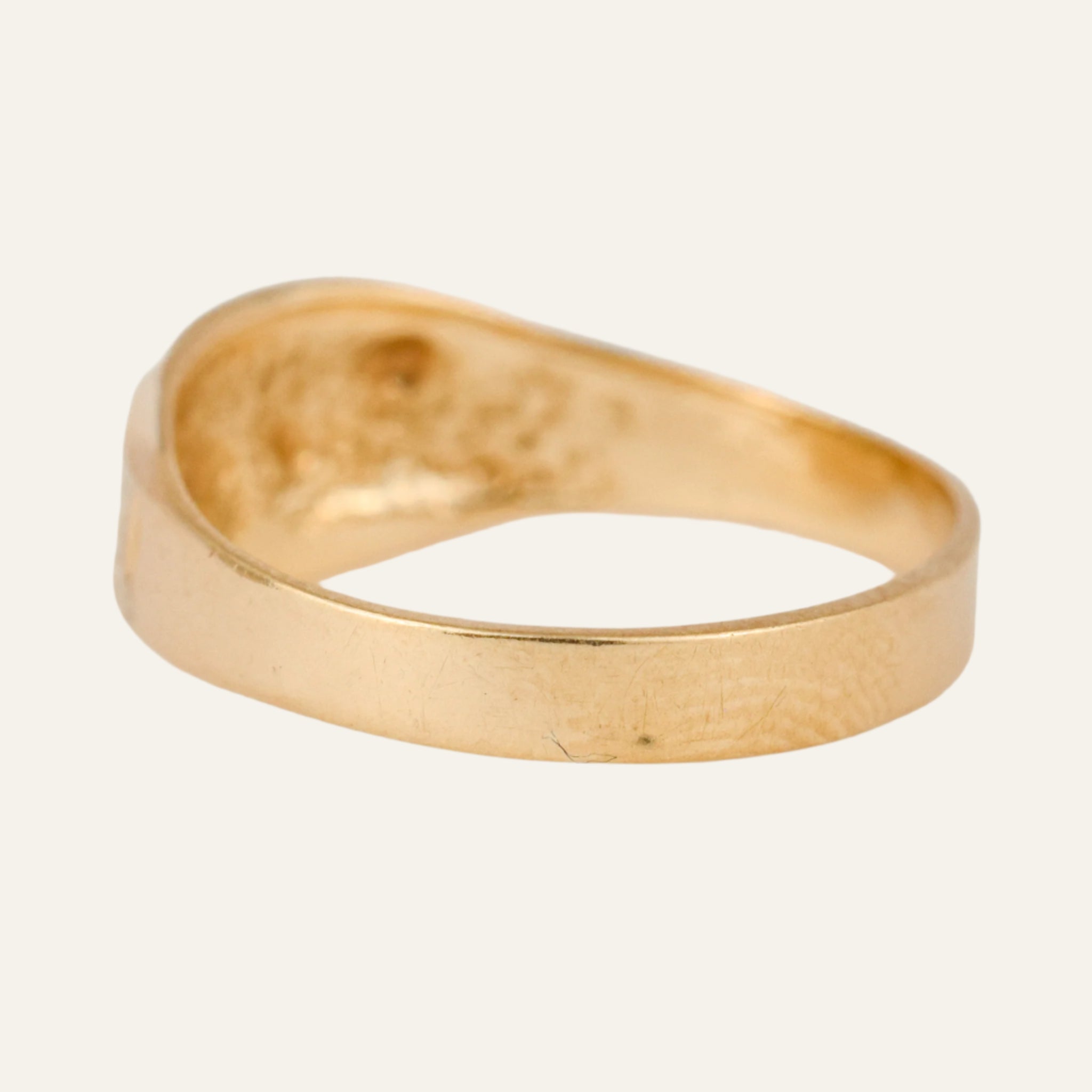 'TH' Signet Ring