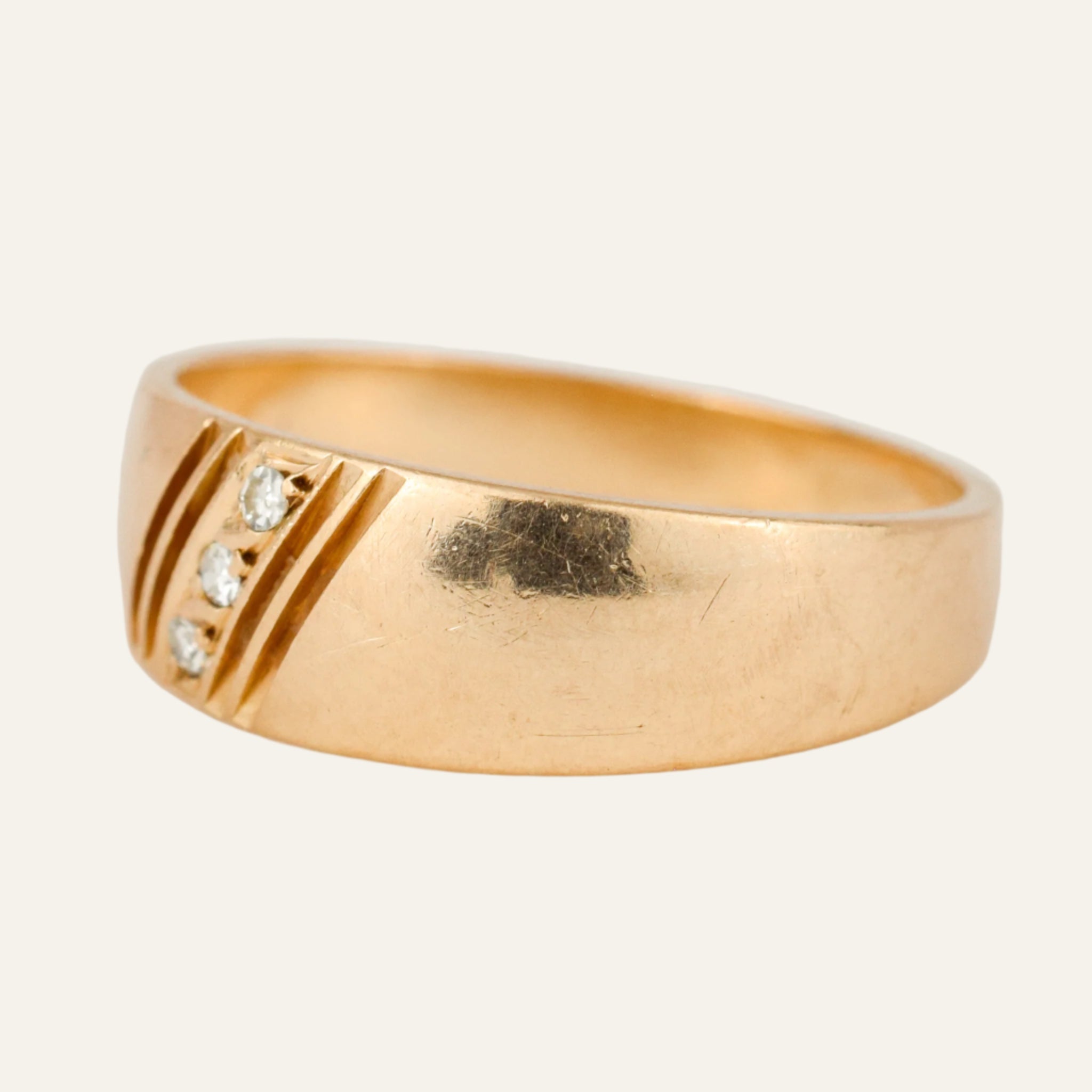 Vertical Diamond Trilogy Ring