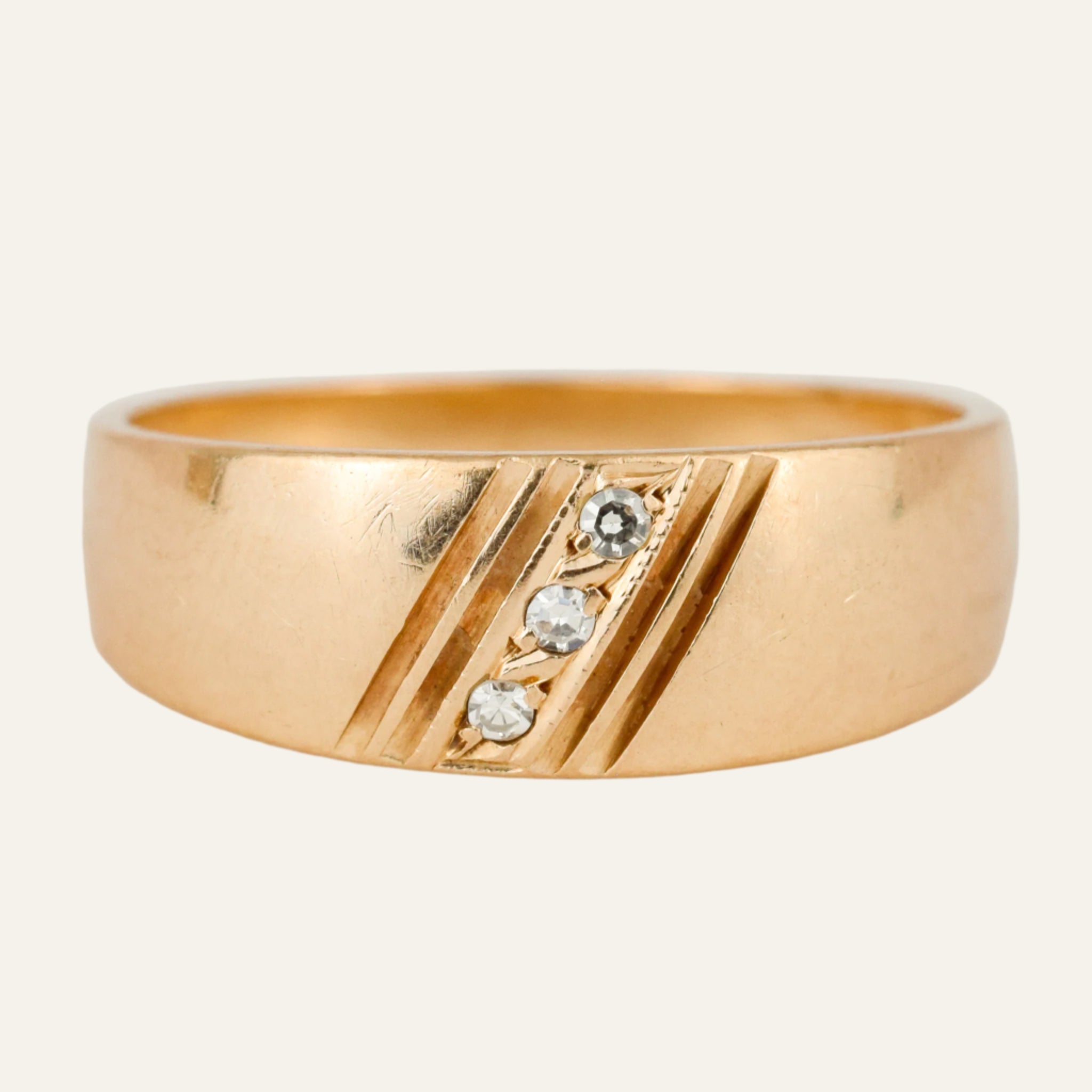 Vertical Diamond Trilogy Ring