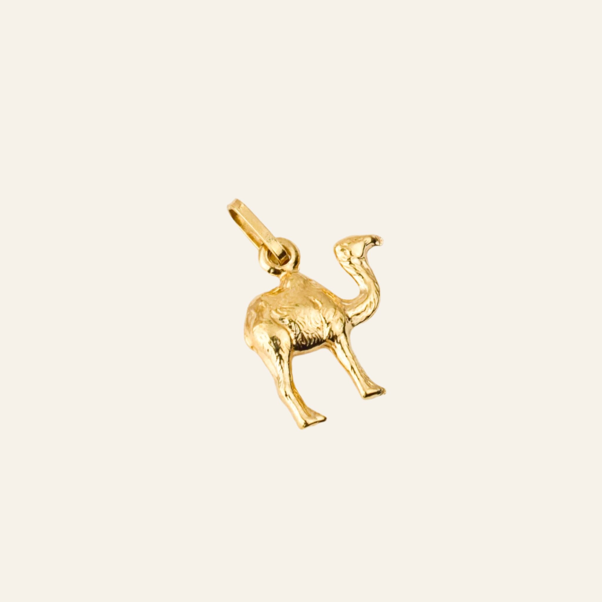 vintage 18k Camel Charm