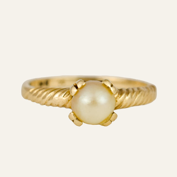 Twist Pearl Ring