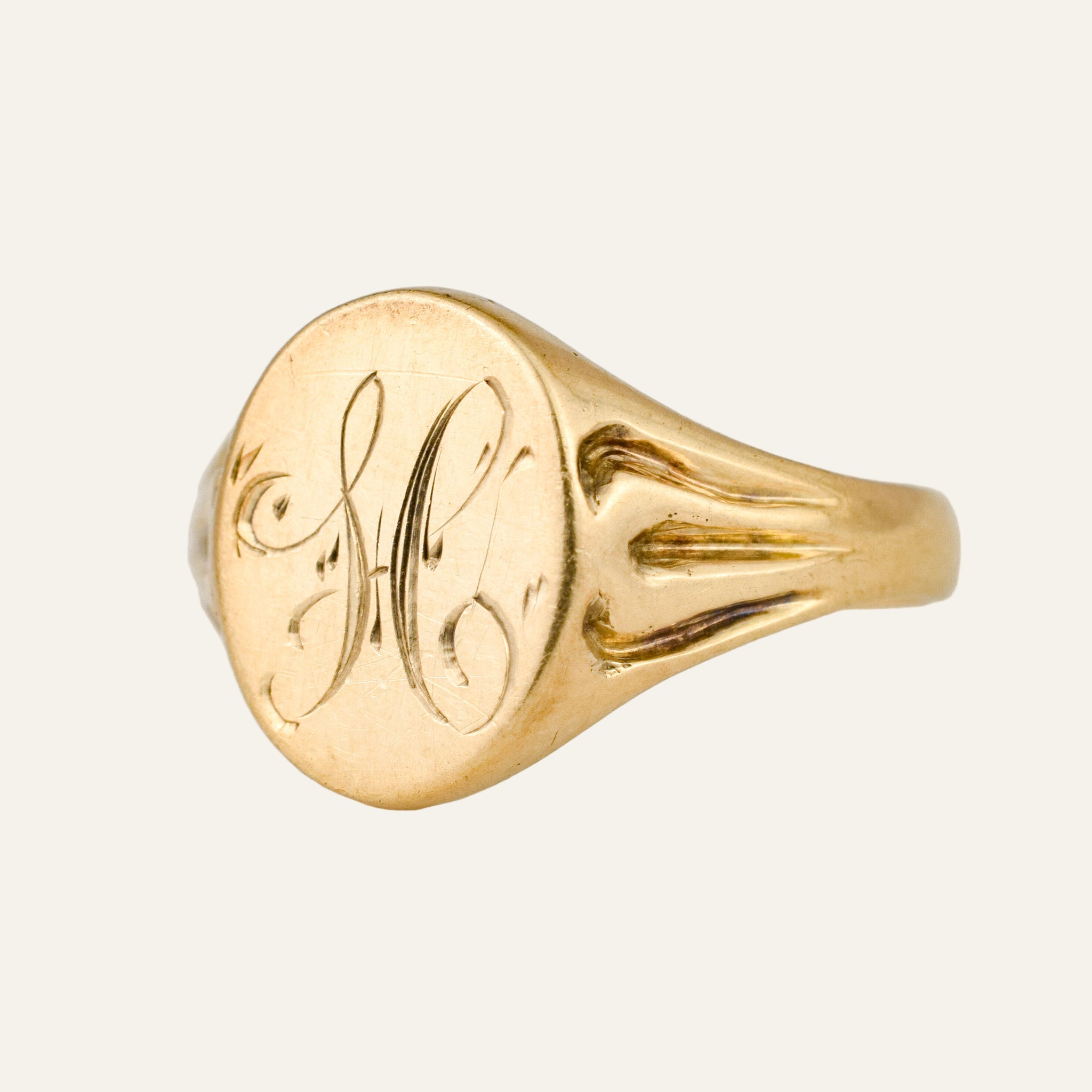 'H' Signet Ring