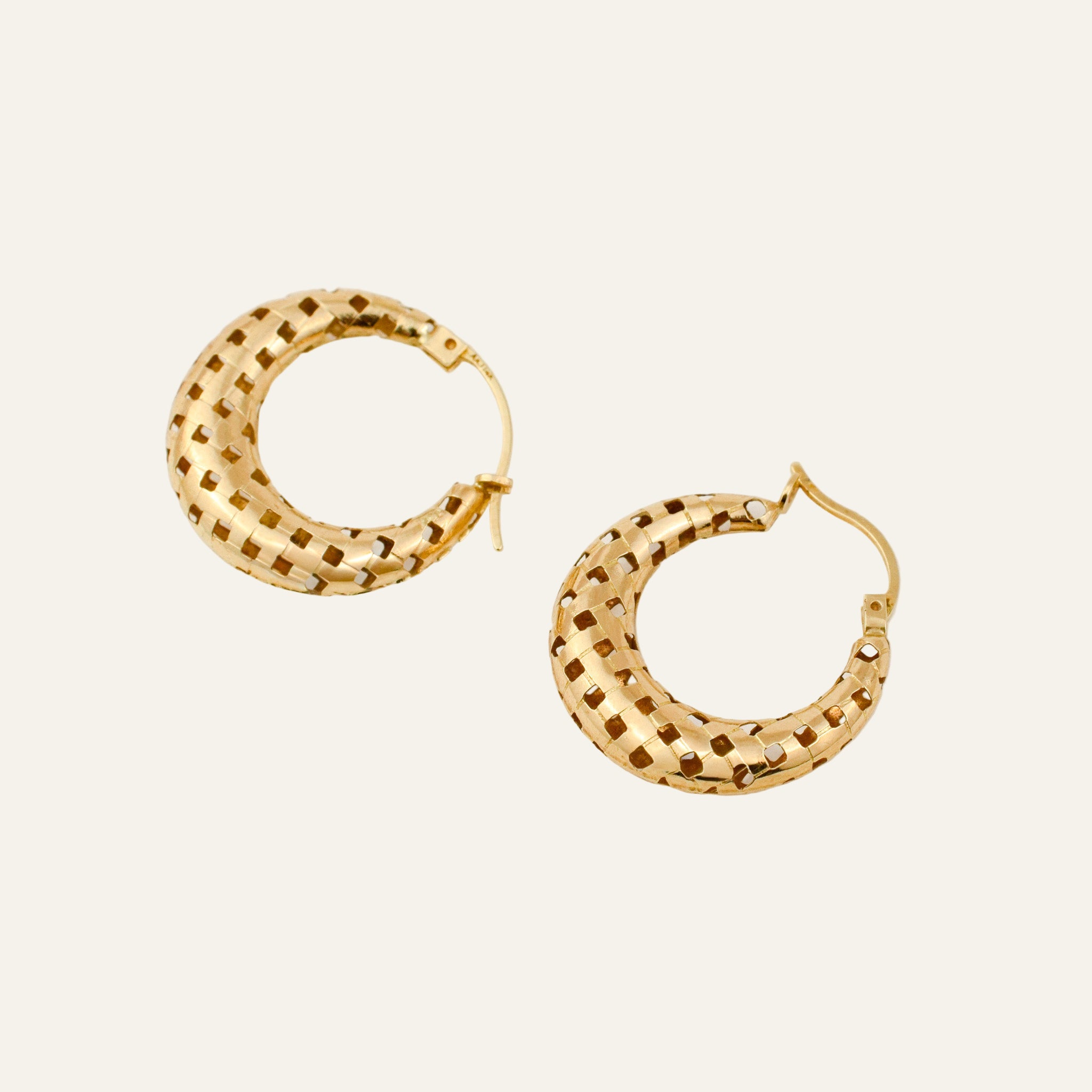 22mm Quilted Hoops
