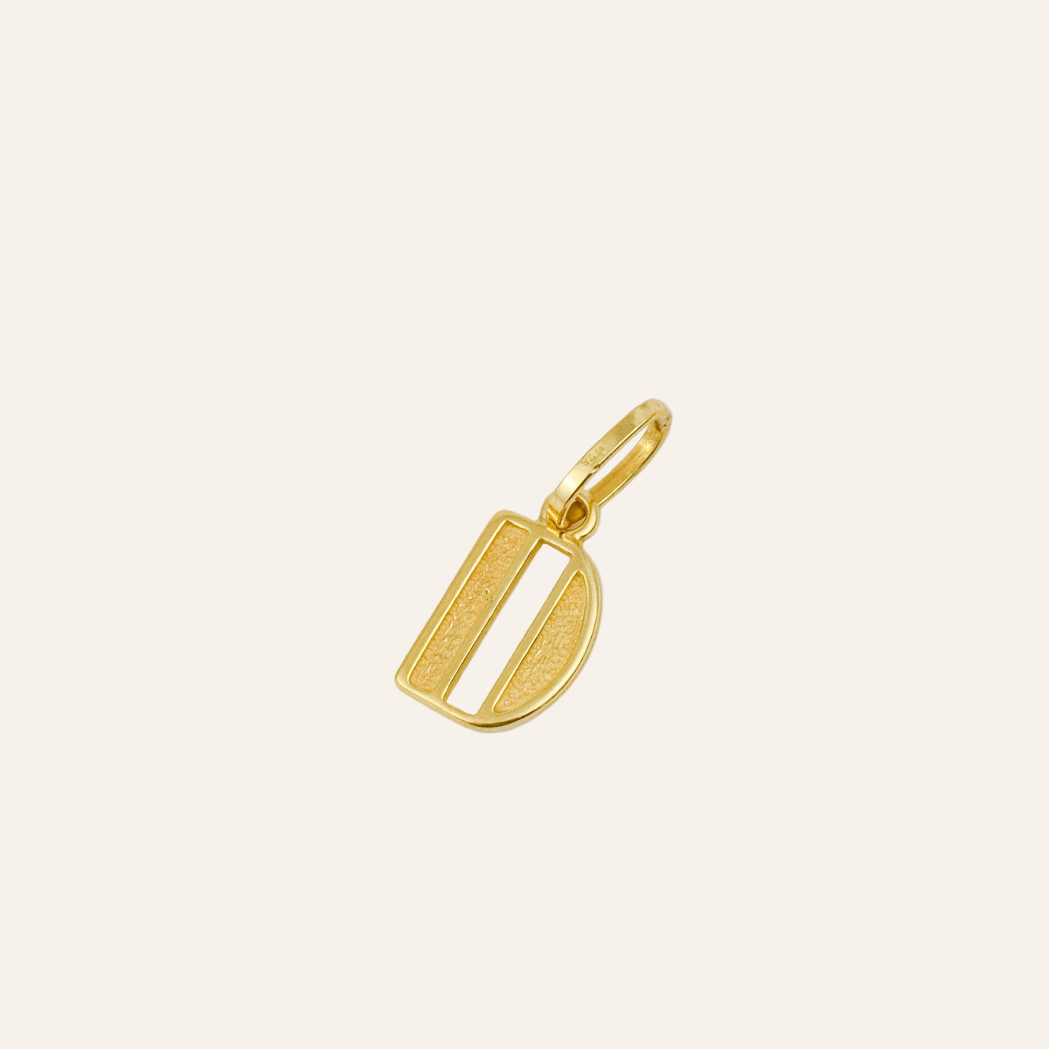 'D' Charm