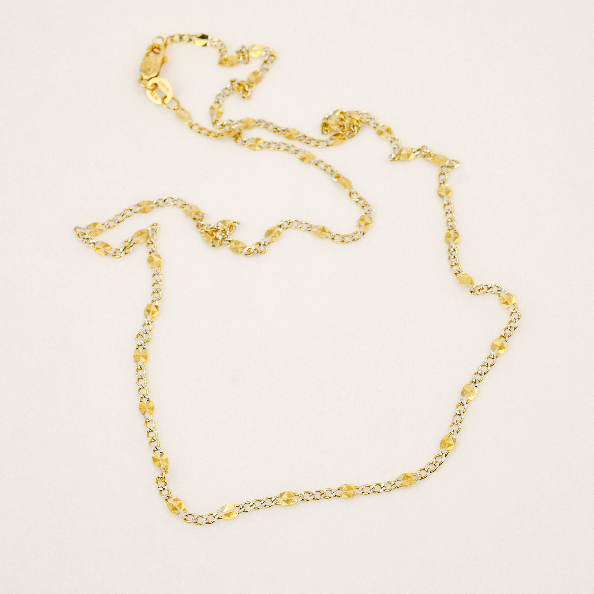 18" Sparkling Chain