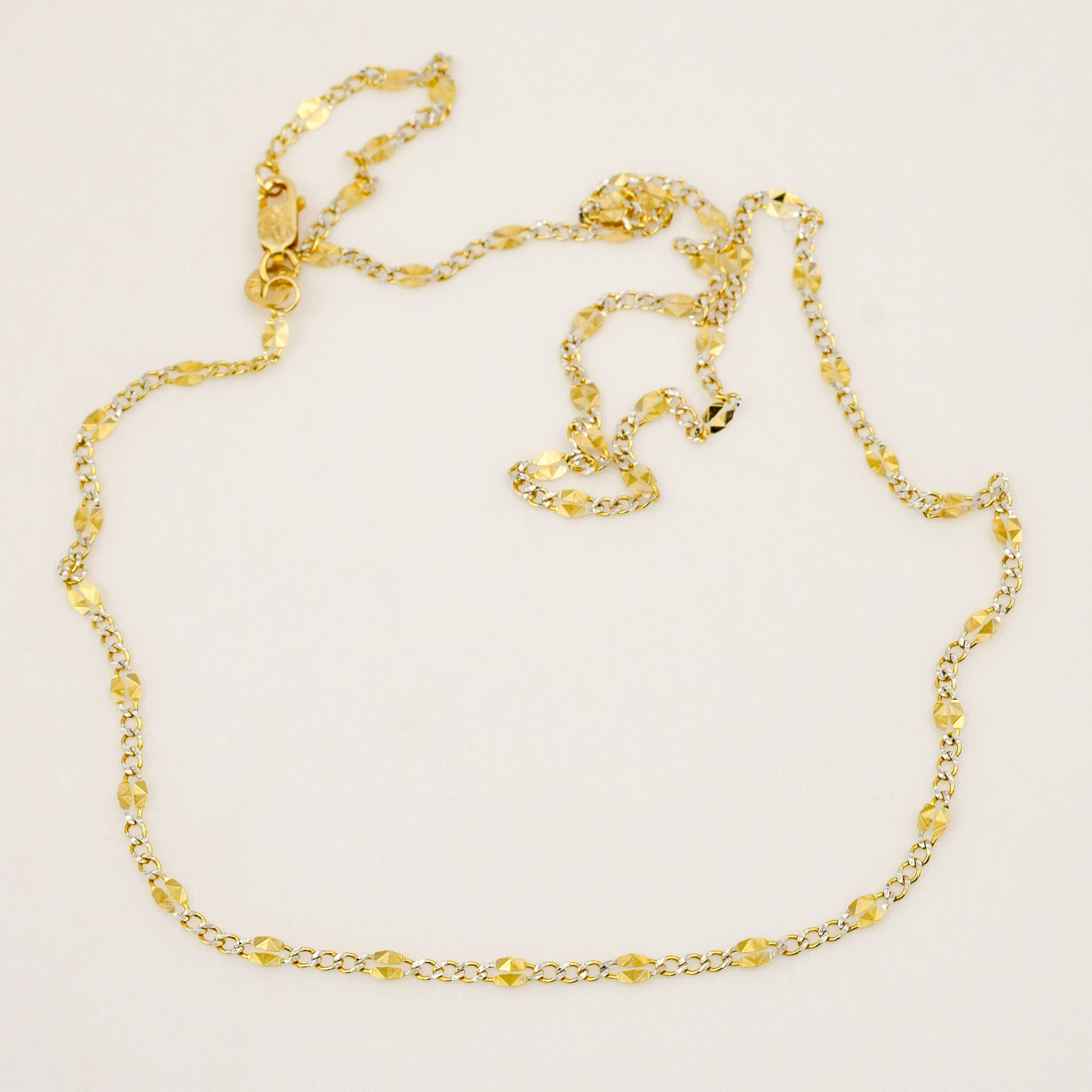 18" Sparkling Chain