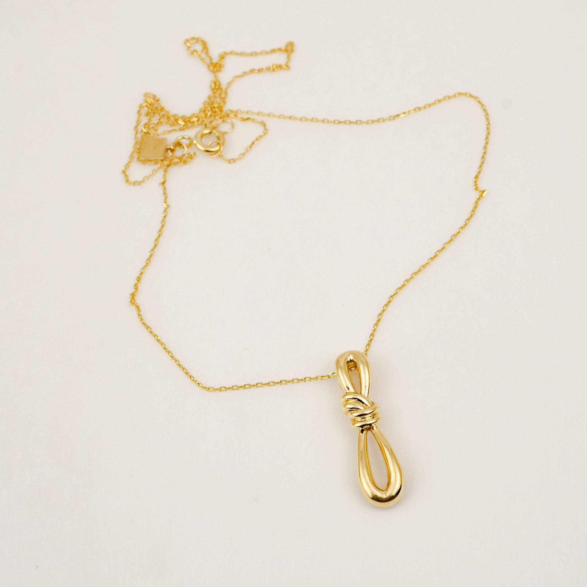17" Dainty Cable Link with Knot Pendant