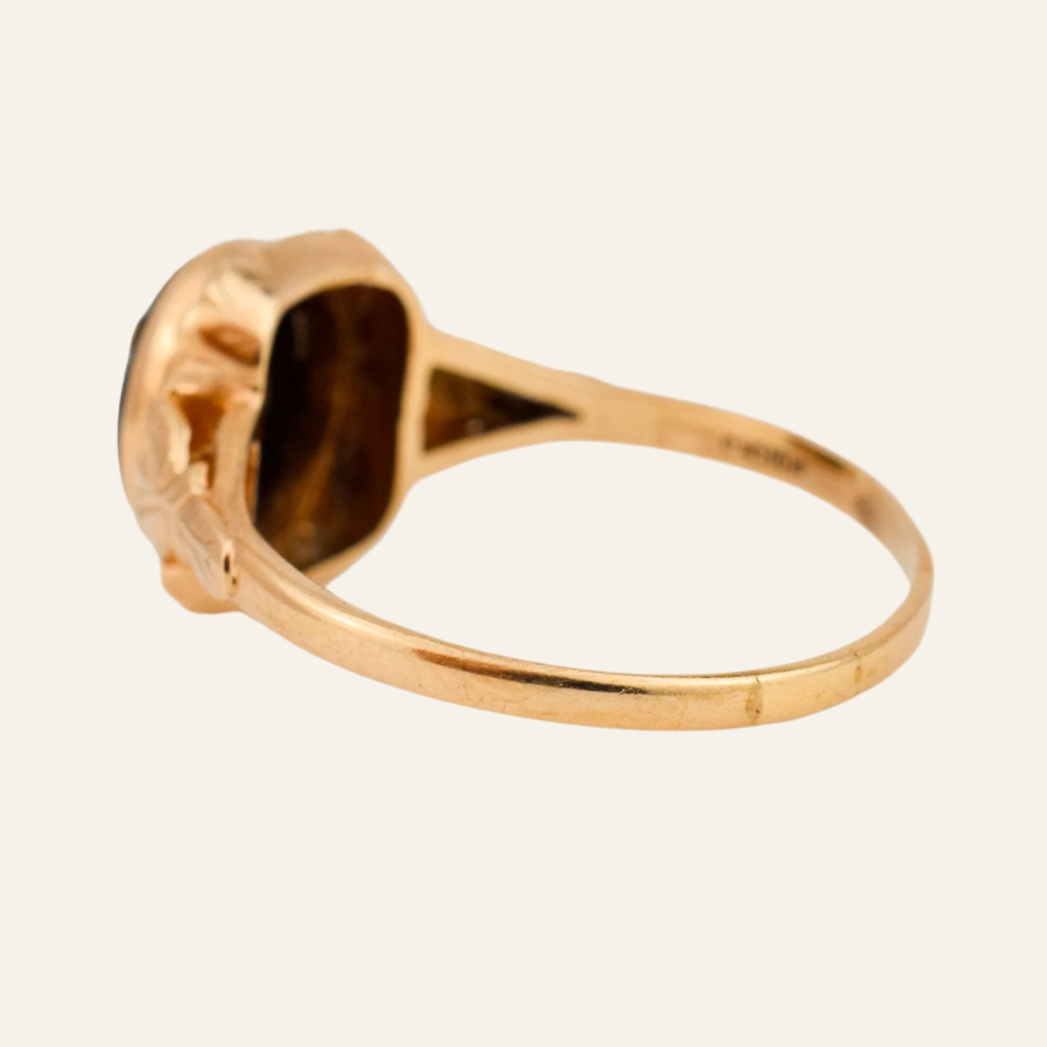 'S' Onyx Signet Ring