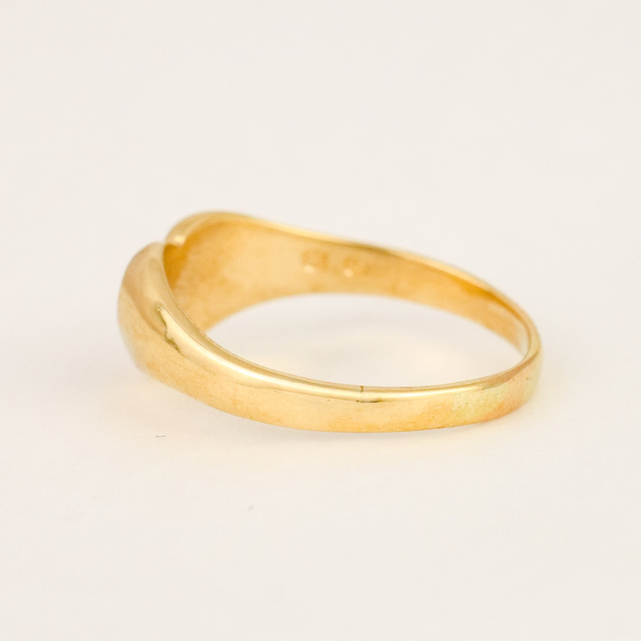 'P' Heart Signet Ring