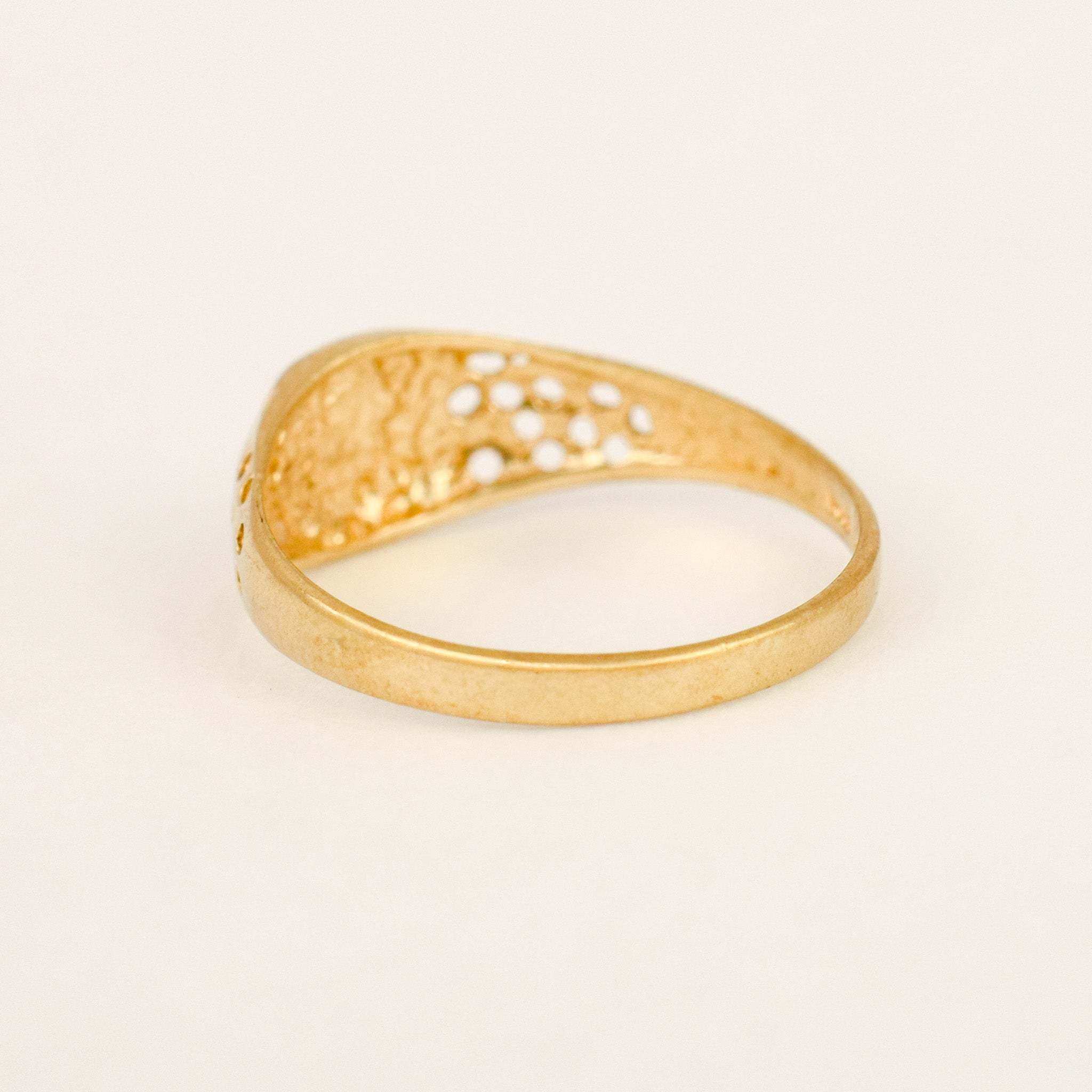 'R' Signet Ring