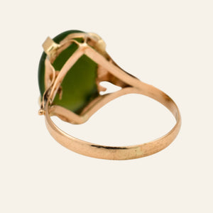 Juicy Solitaire Jade Ring