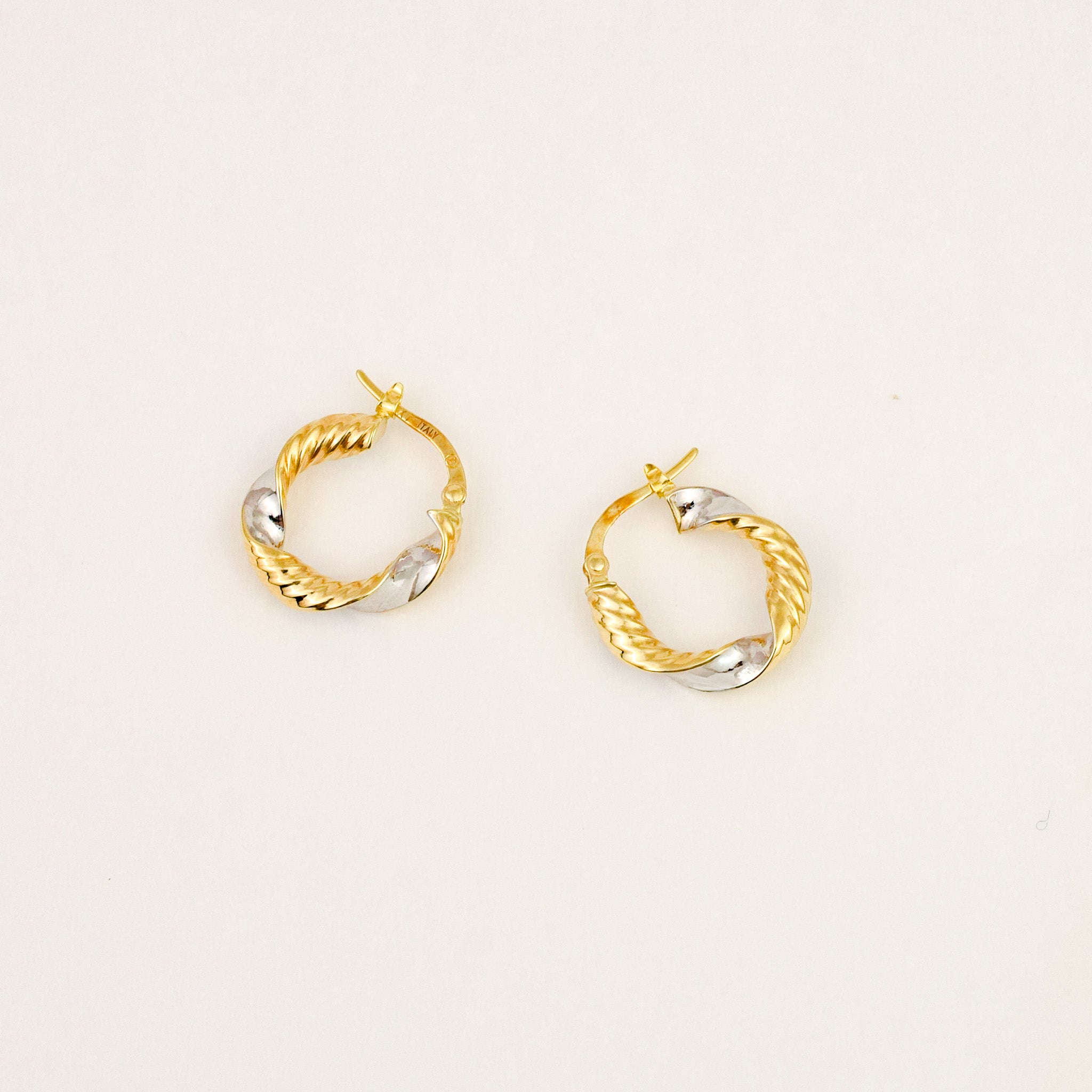 19.2mm Two-Toned Twist Hoops