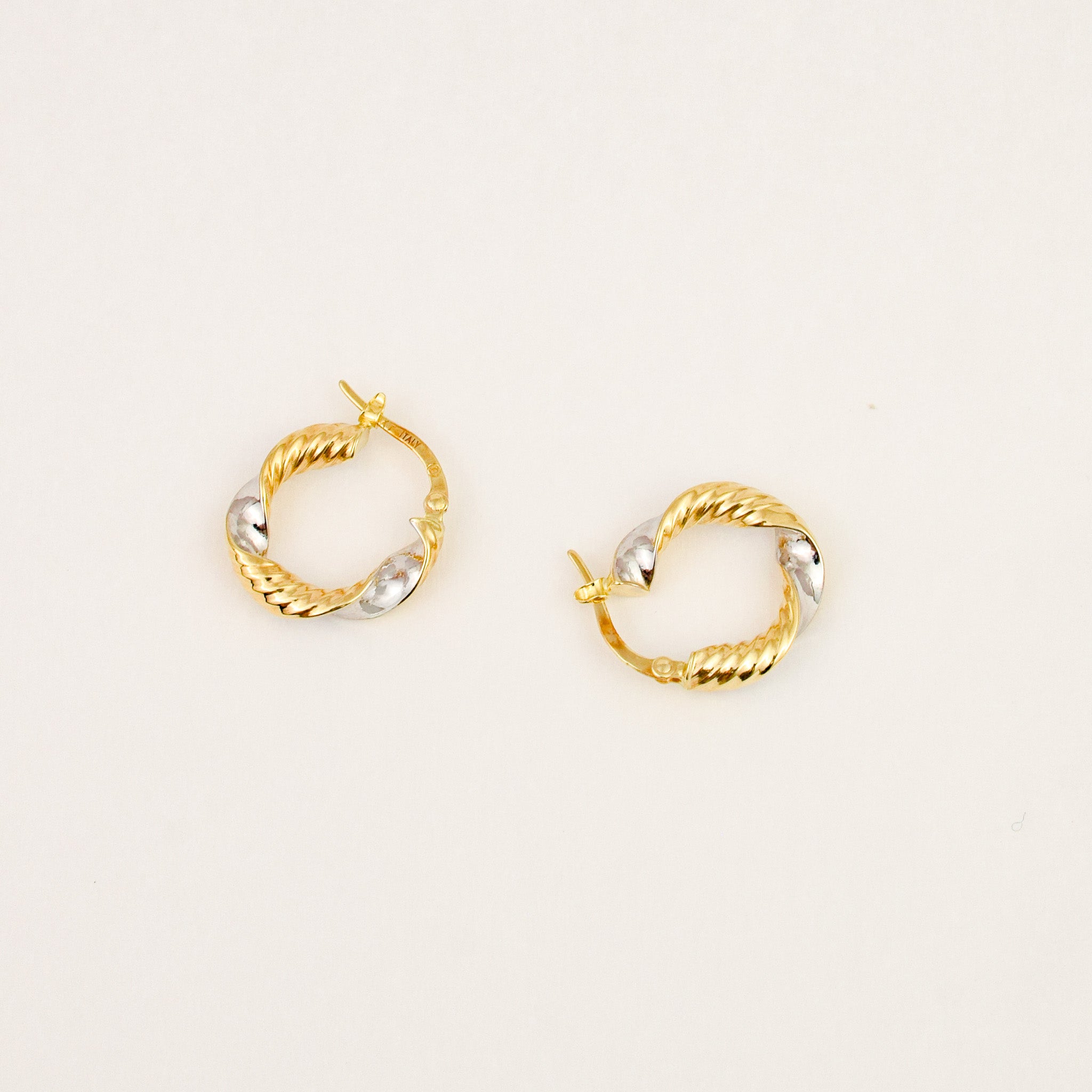 19.2mm Two-Toned Twist Hoops