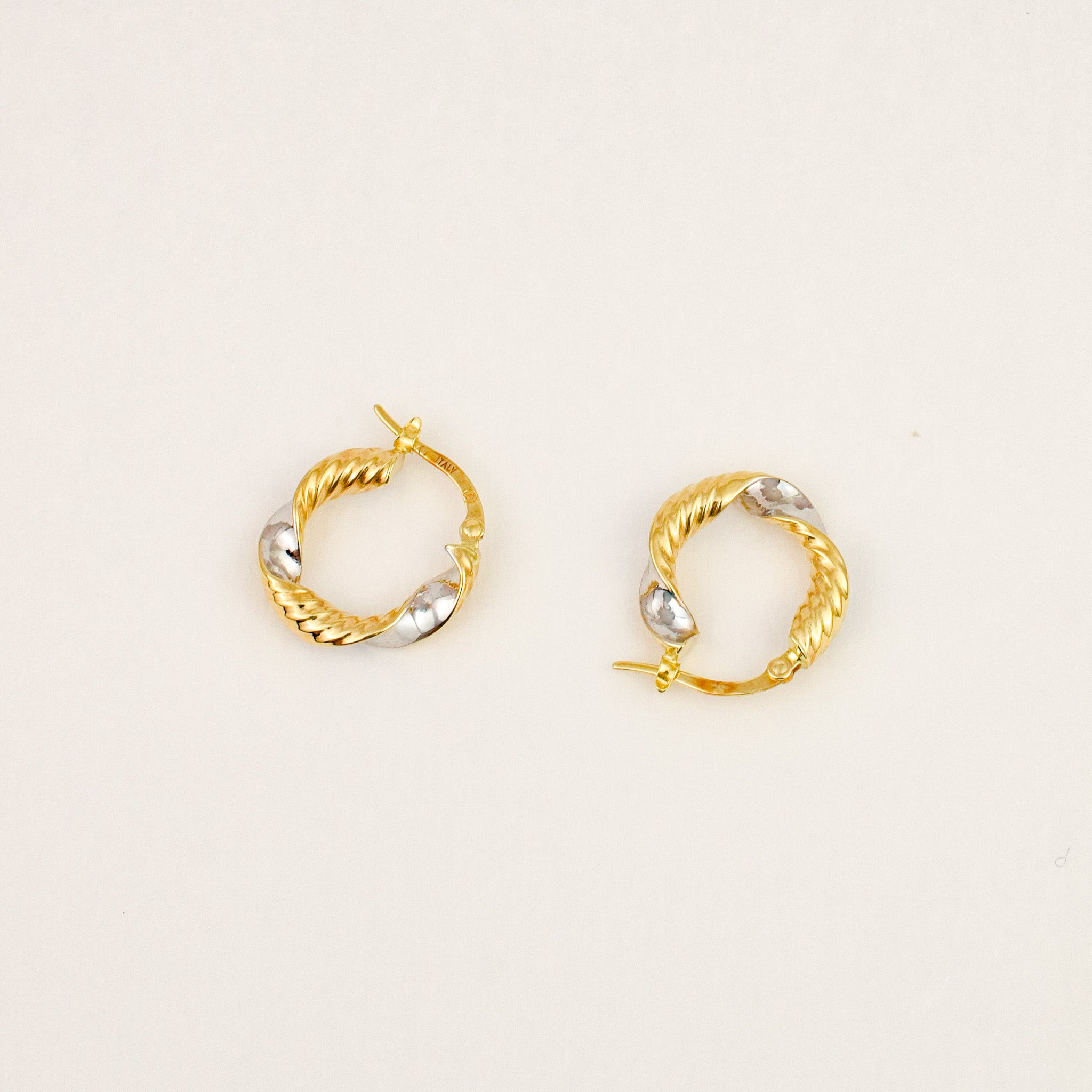 19.2mm Two-Toned Twist Hoops