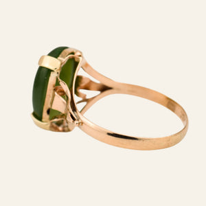 Juicy Solitaire Jade Ring