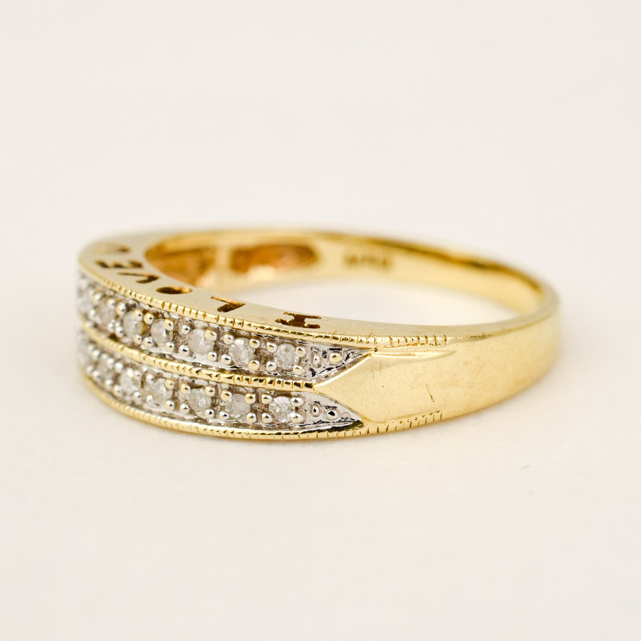 Double Diamond Band
