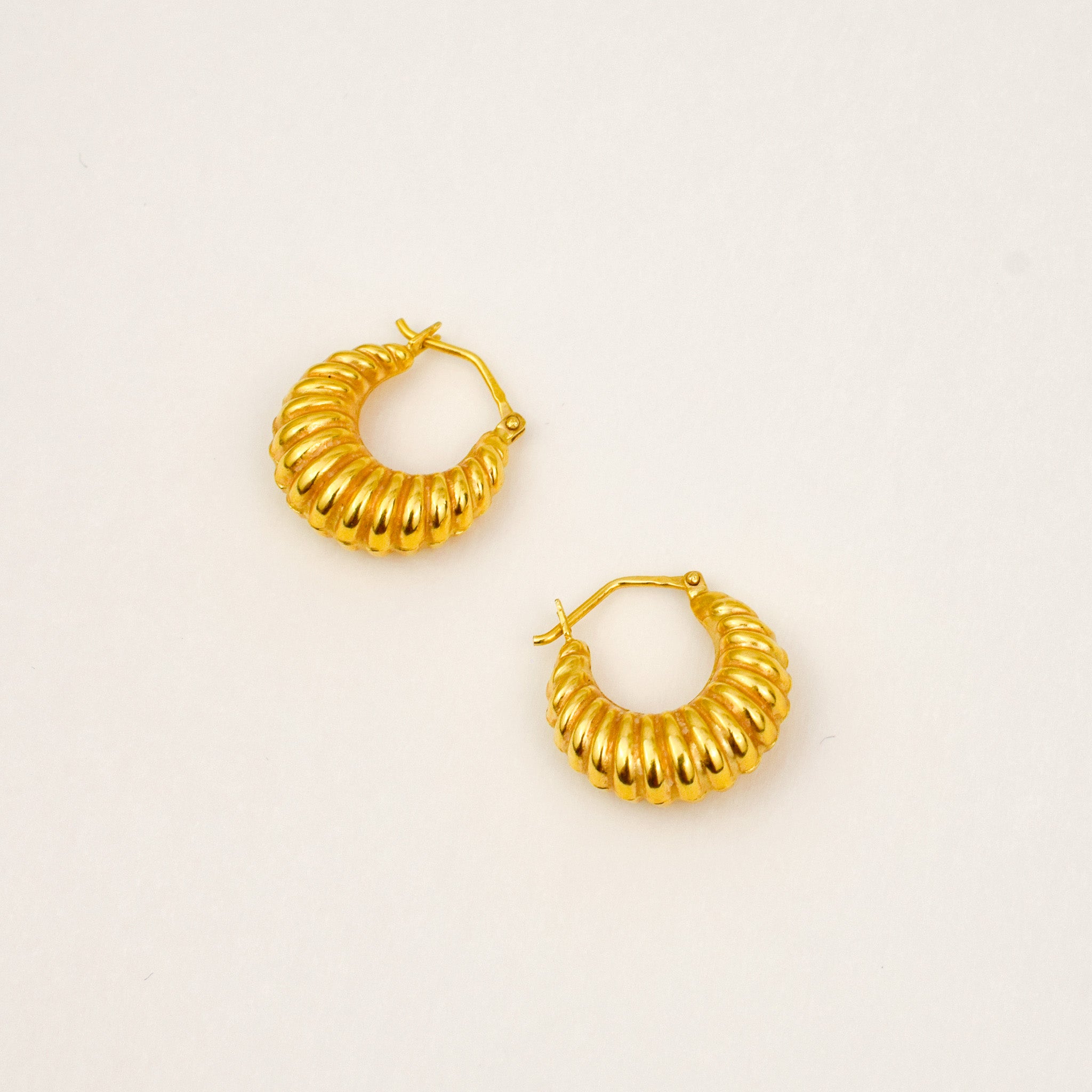 19.3mm Scalloped Hoops