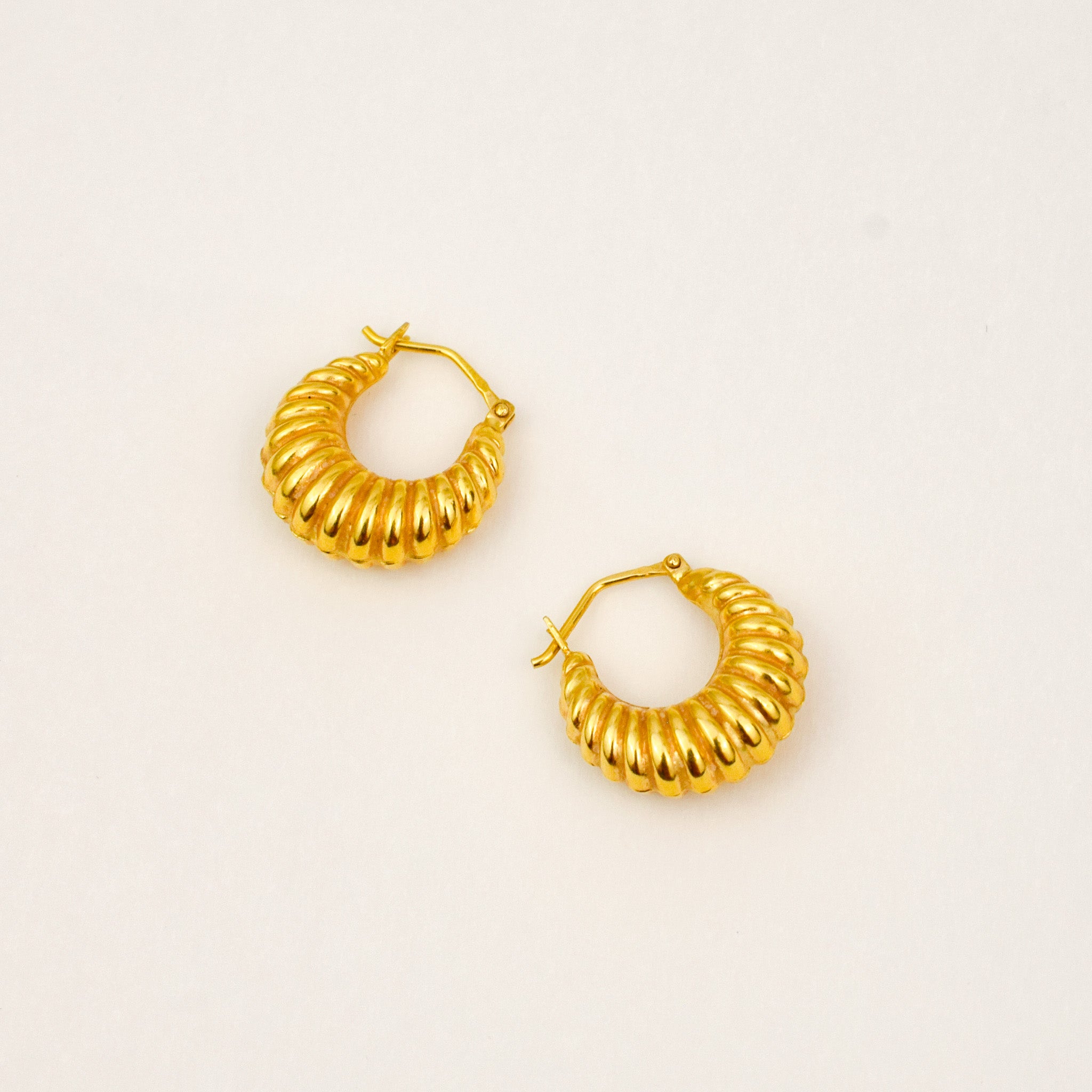 19.3mm Scalloped Hoops