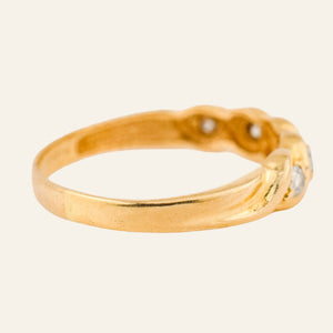 vintage Wavey 5 Diamond Band