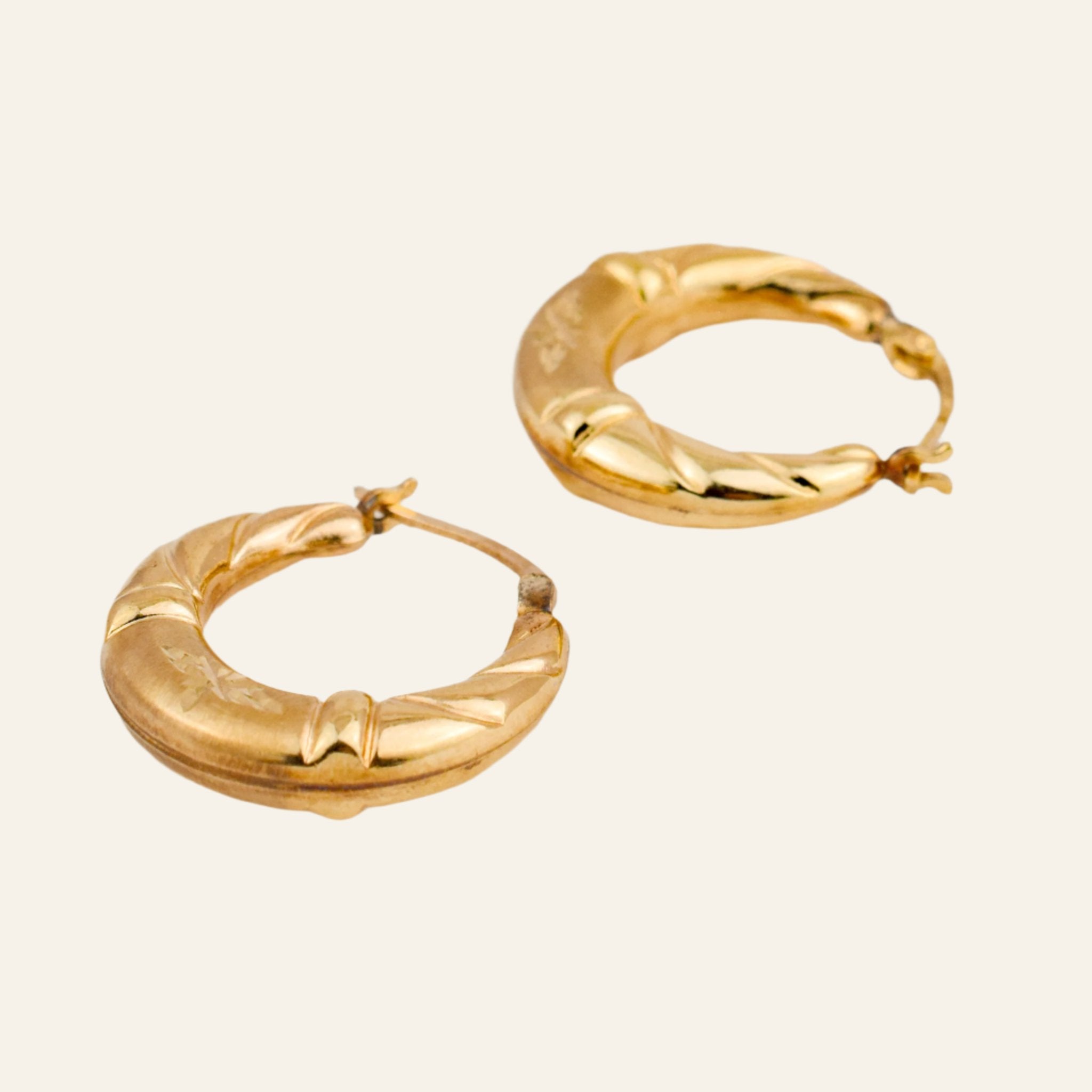 21.1 mm Diamond Etched Star Gold Hoops