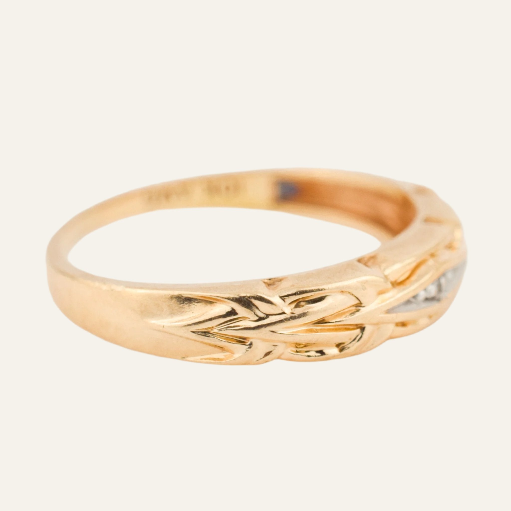 Detailed Diamond Gold Band