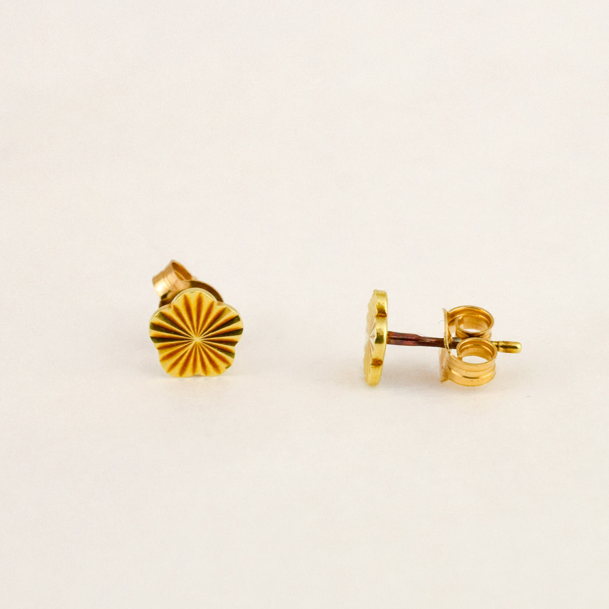 Sunray Studs