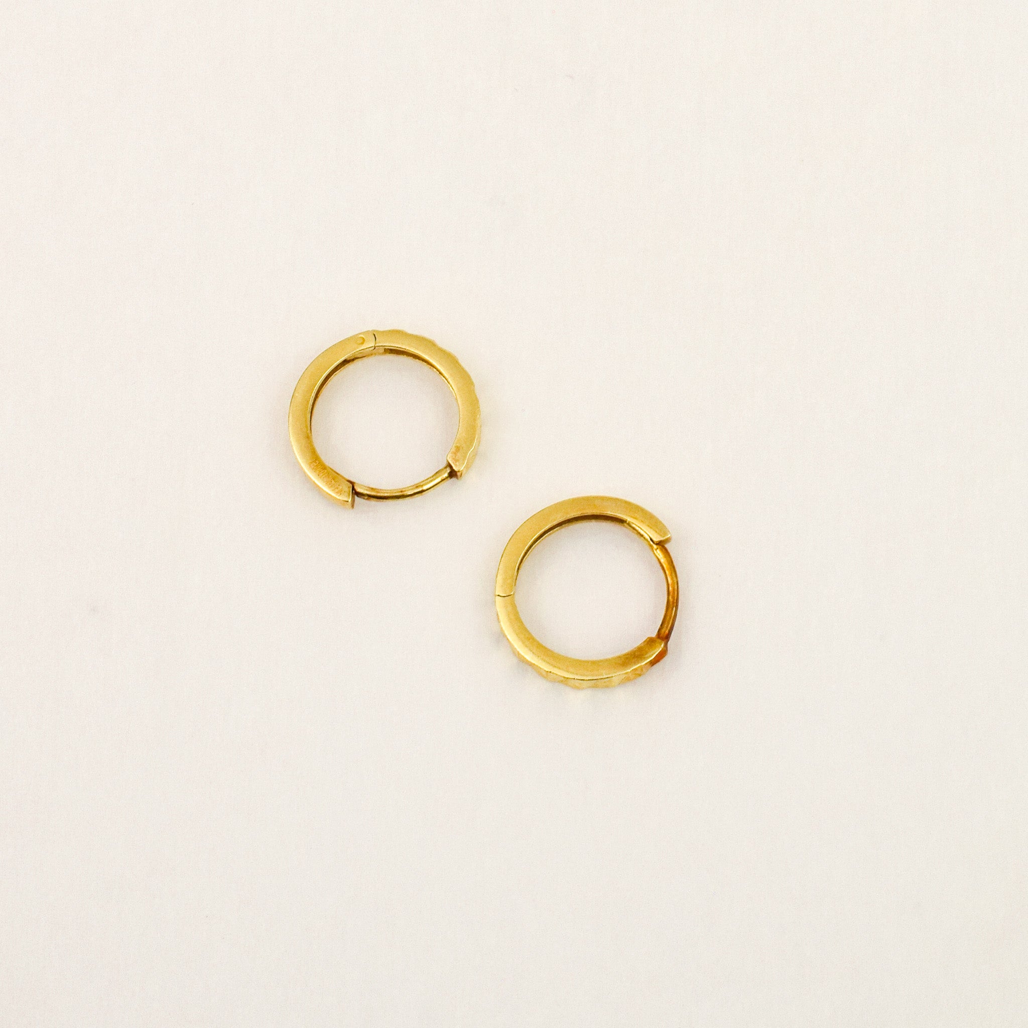11mm Diamond Cut Huggies