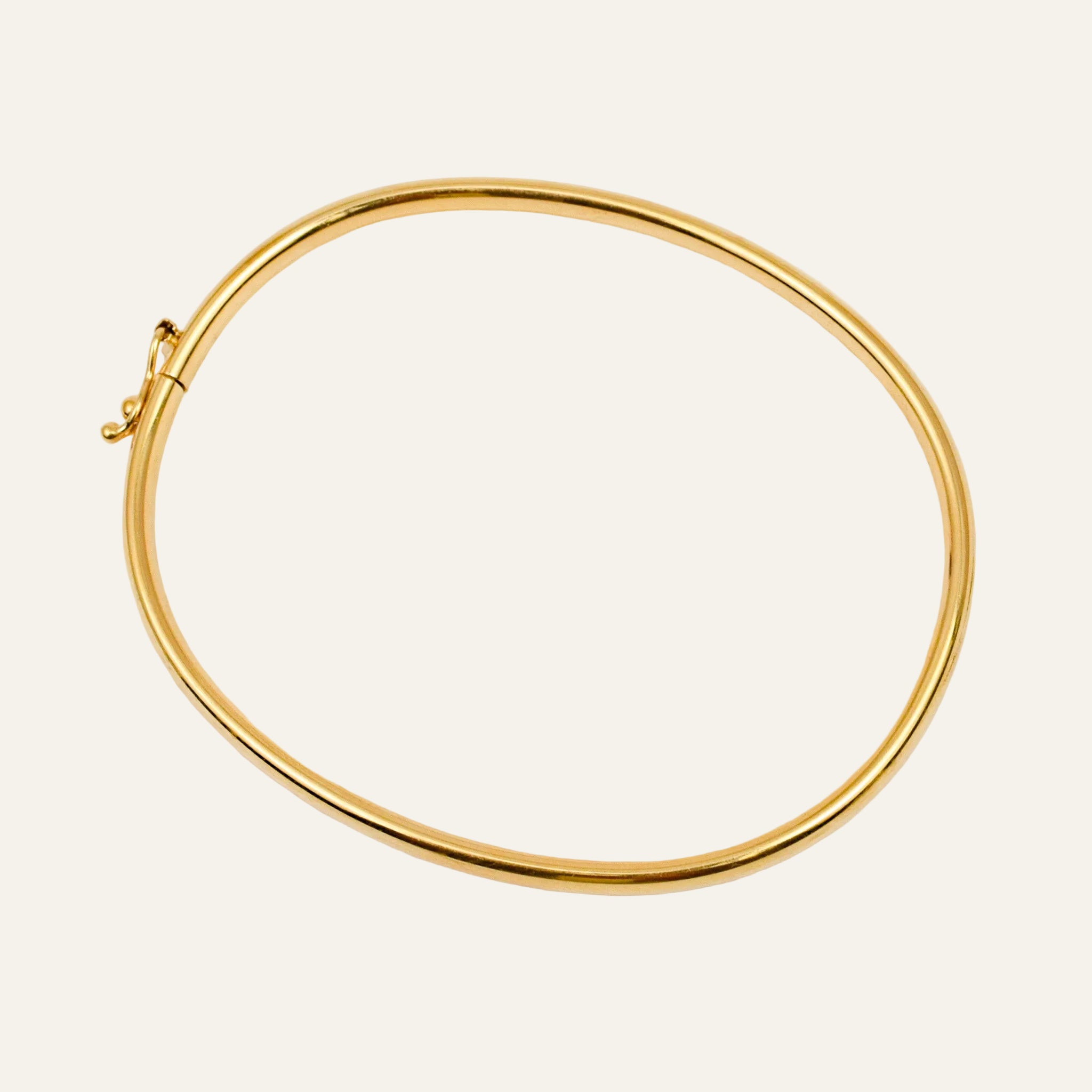62.4mm Oval Bangle