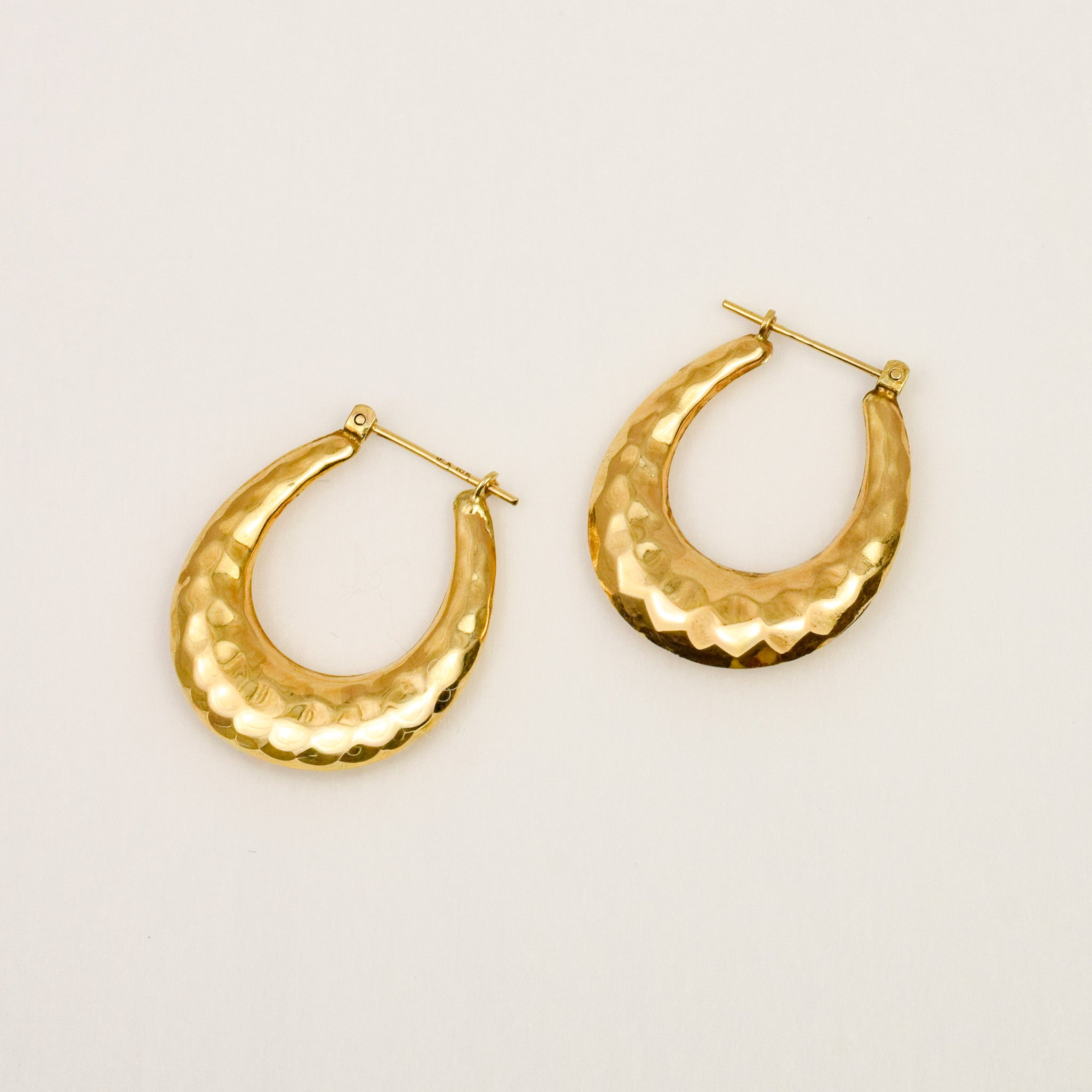 26.3mm Hammered Hoops