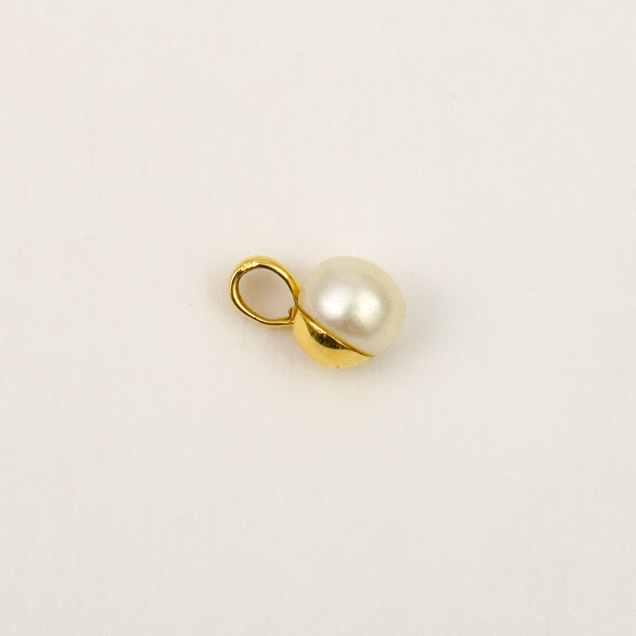 Pearl Pendant