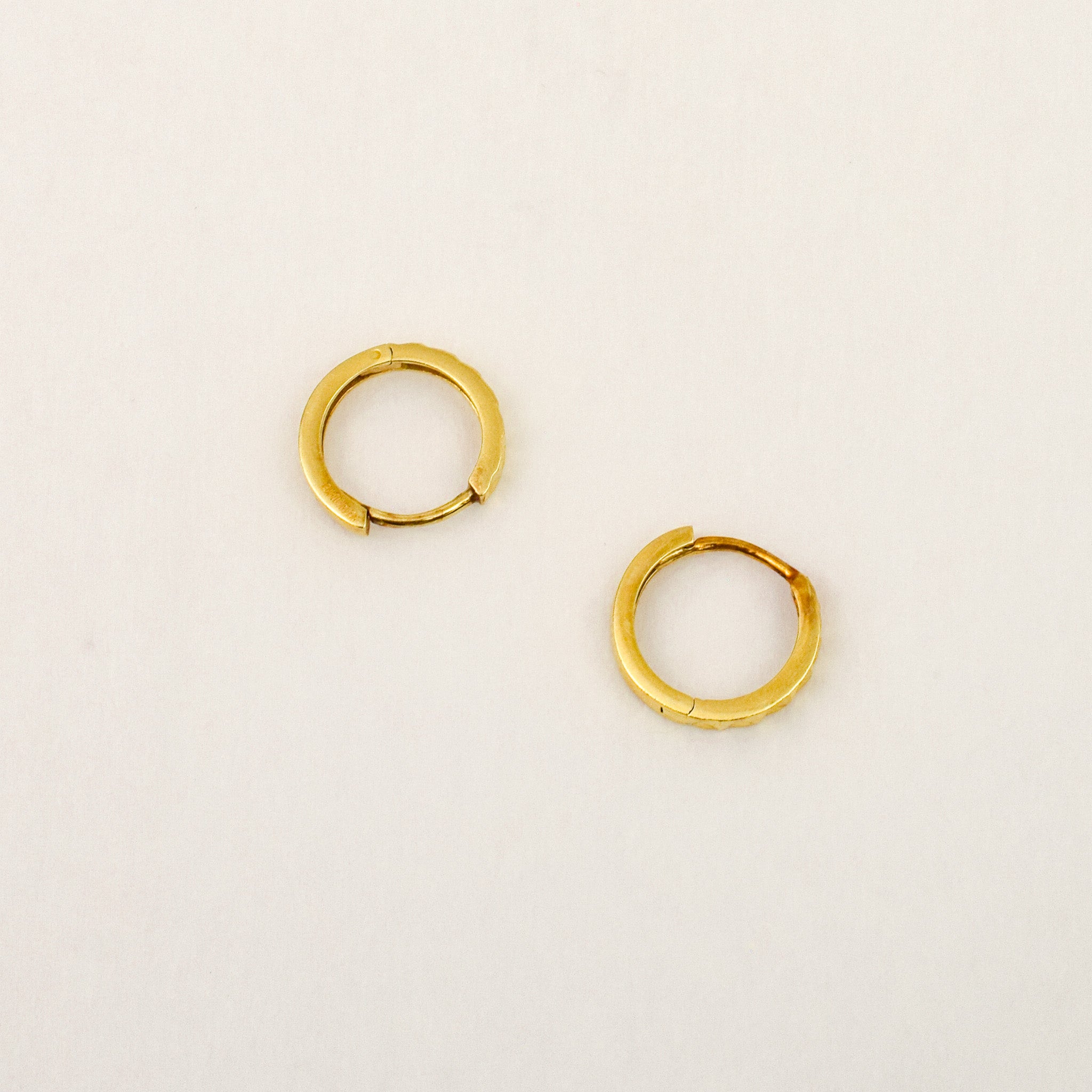 11mm Diamond Cut Huggies