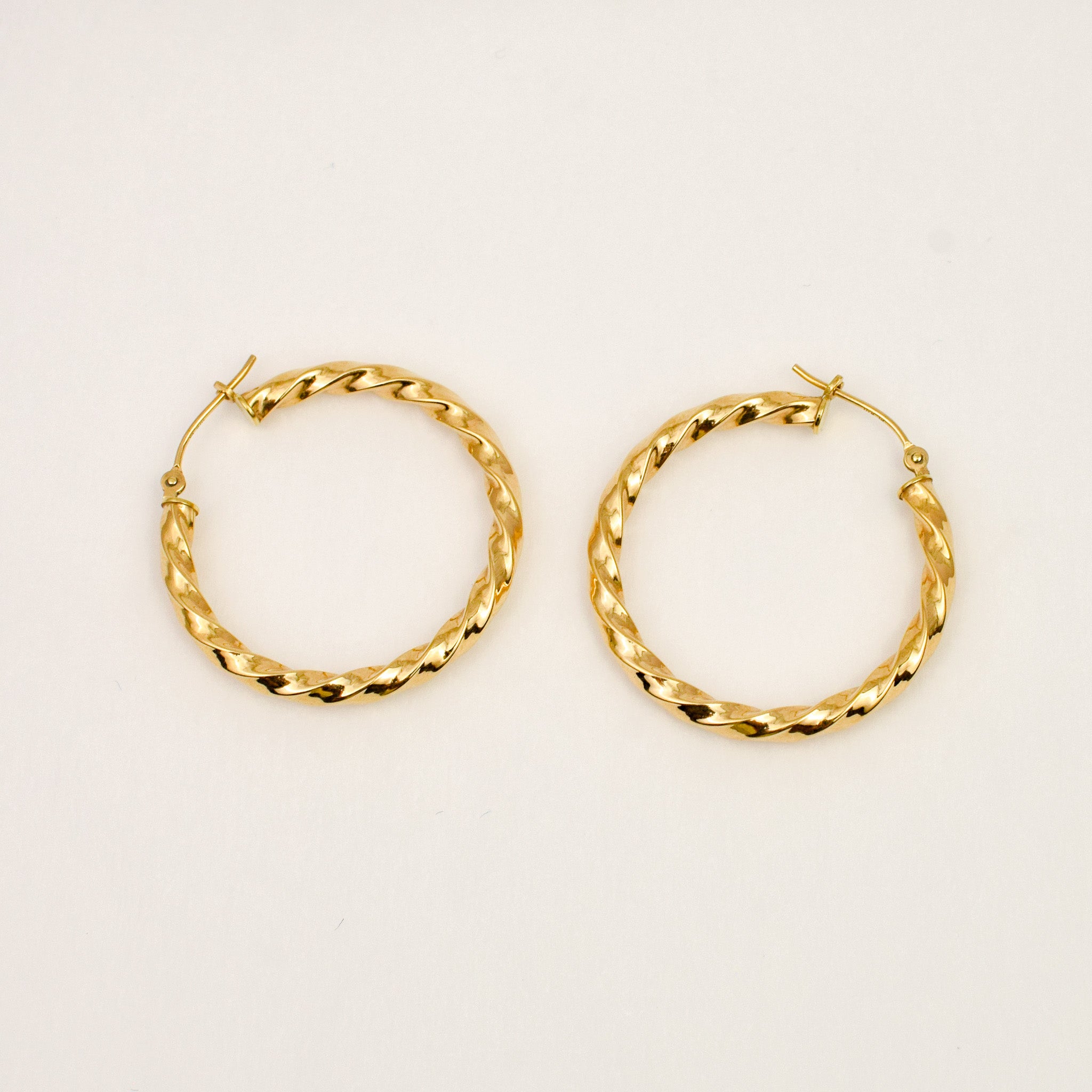 30.6mm Twist Hoops