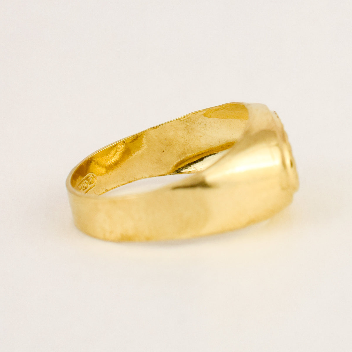 Sunburst Signet