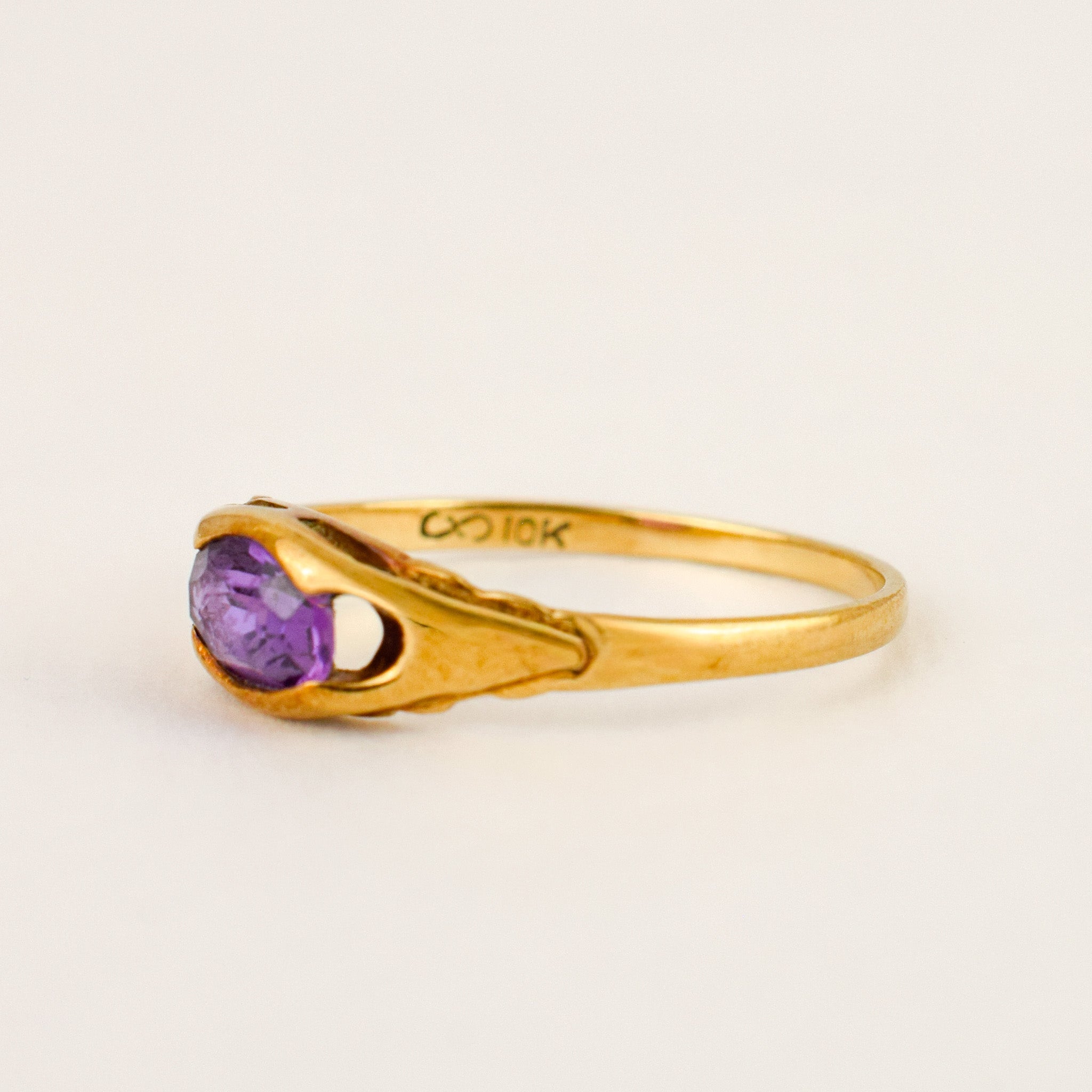 Solitaire Amethyst Ring