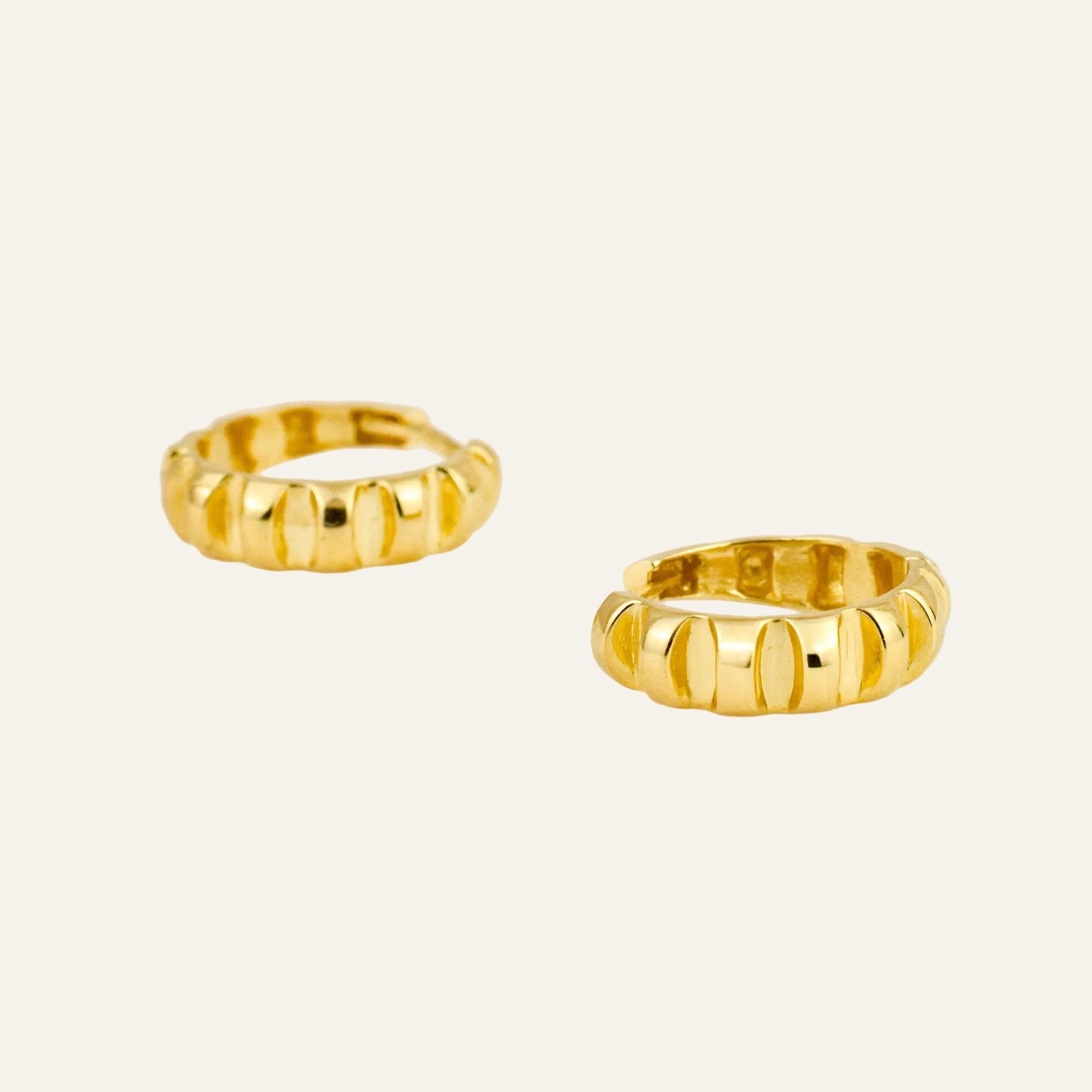 14.9 mm Sculpted Hoops