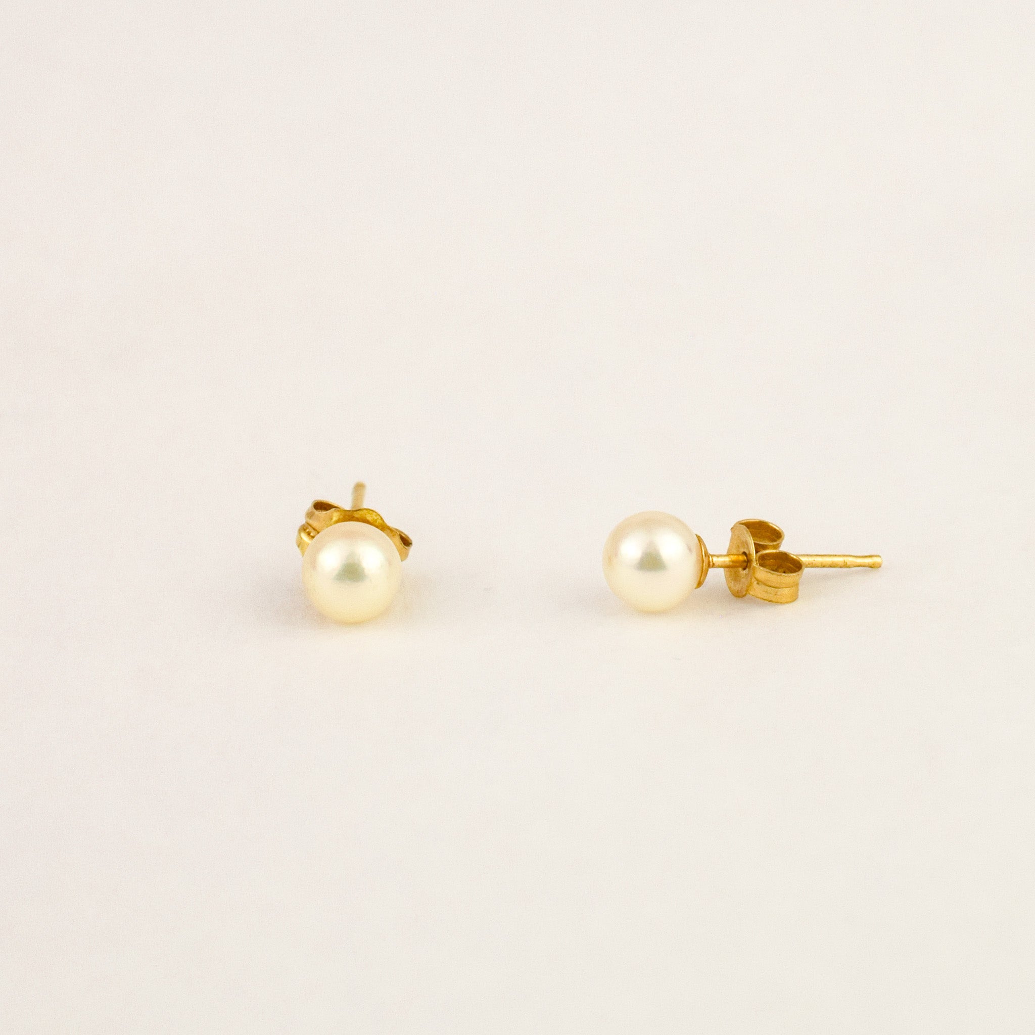 Pearl Studs
