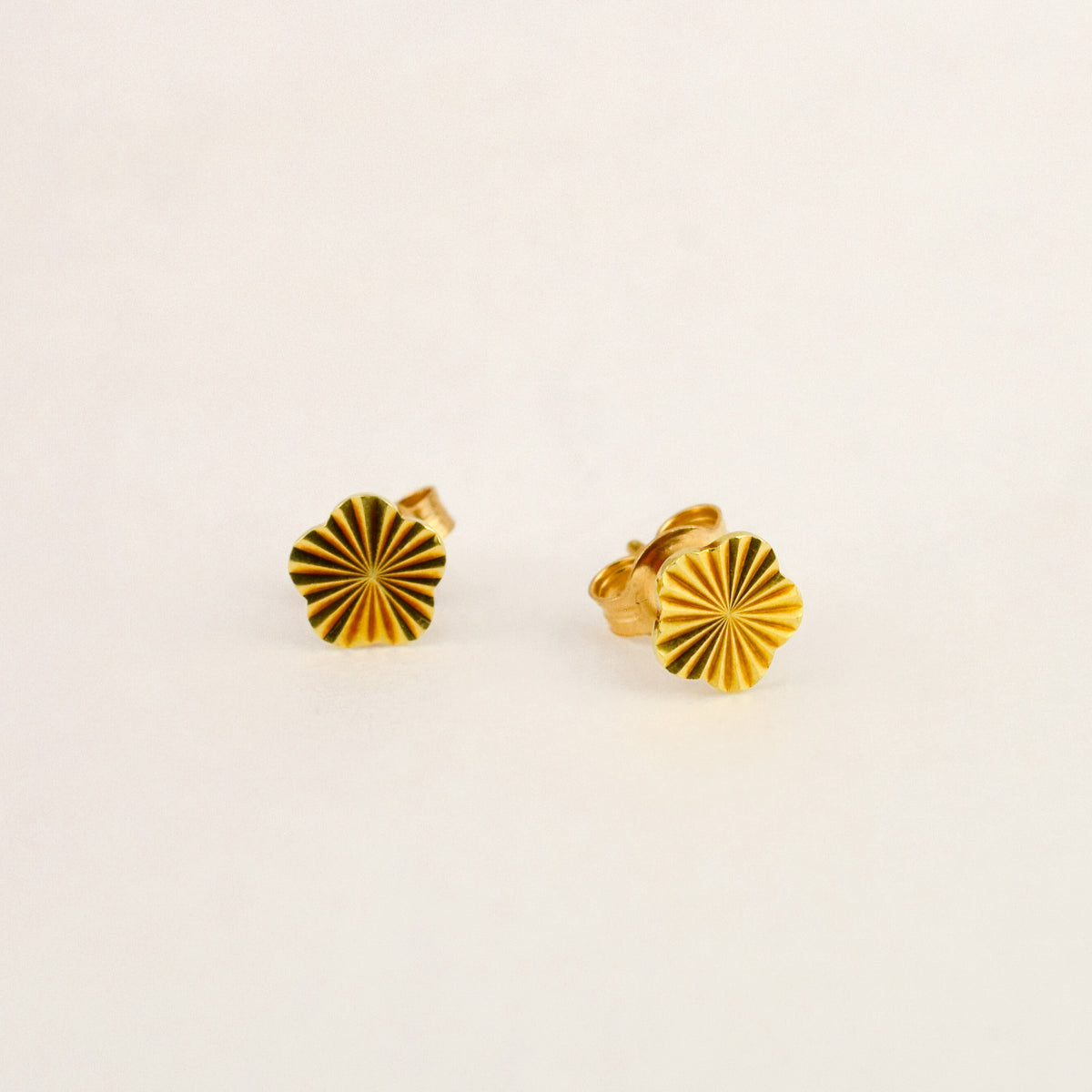 Sunray Studs
