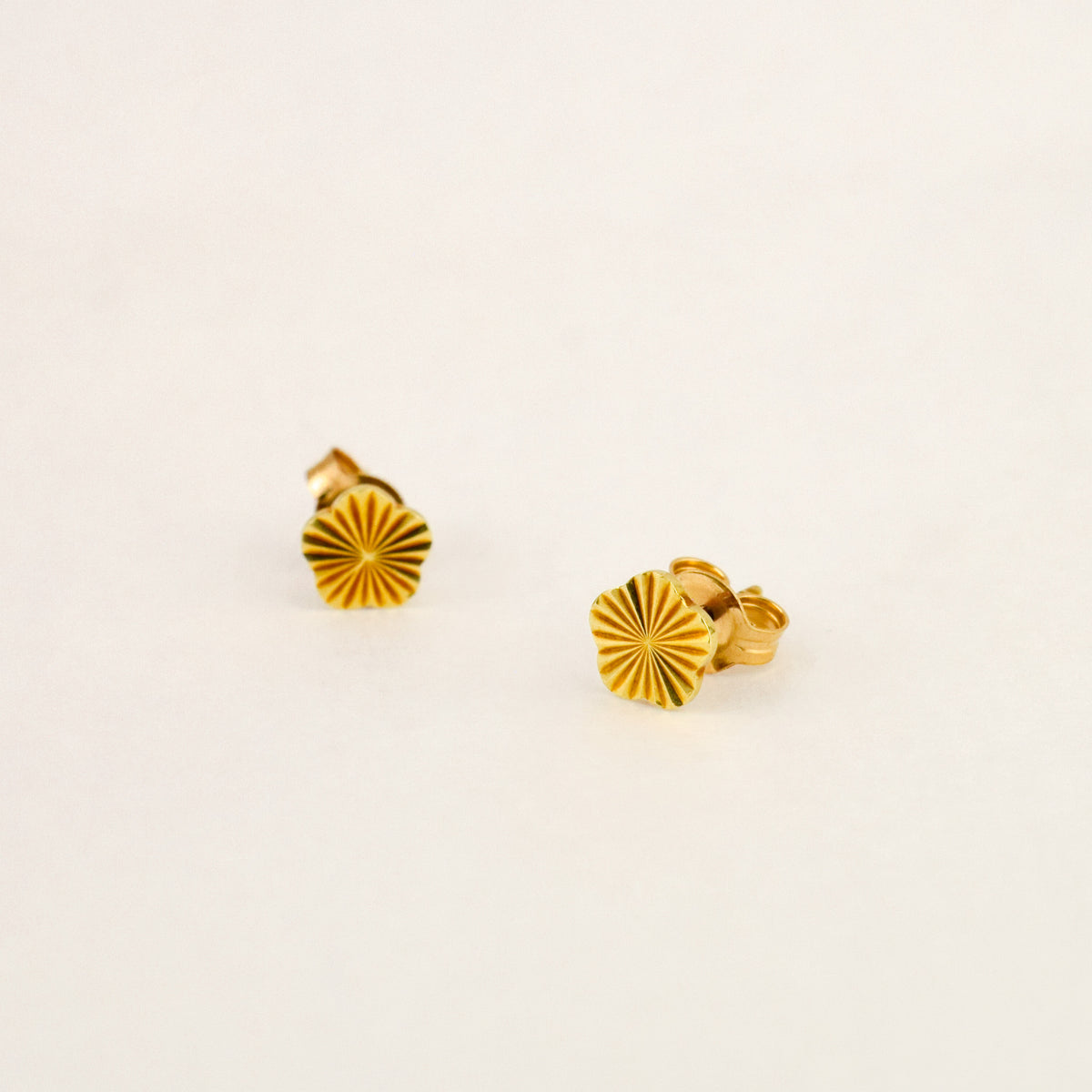 Sunray Studs