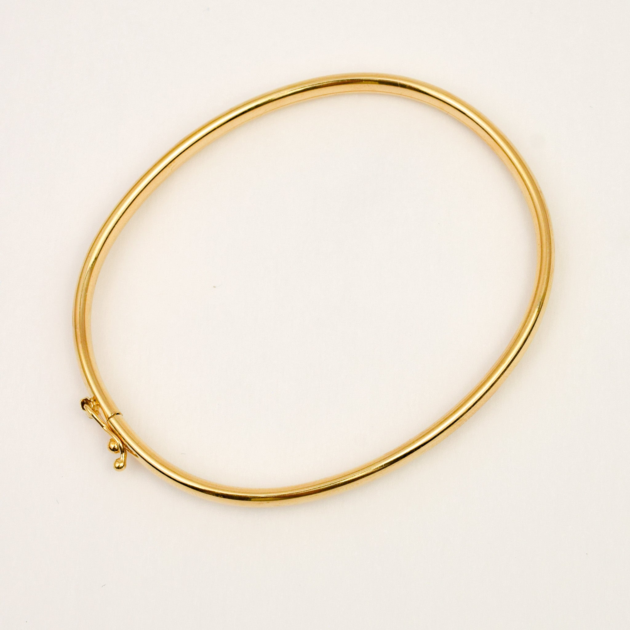 62.4mm Oval Bangle