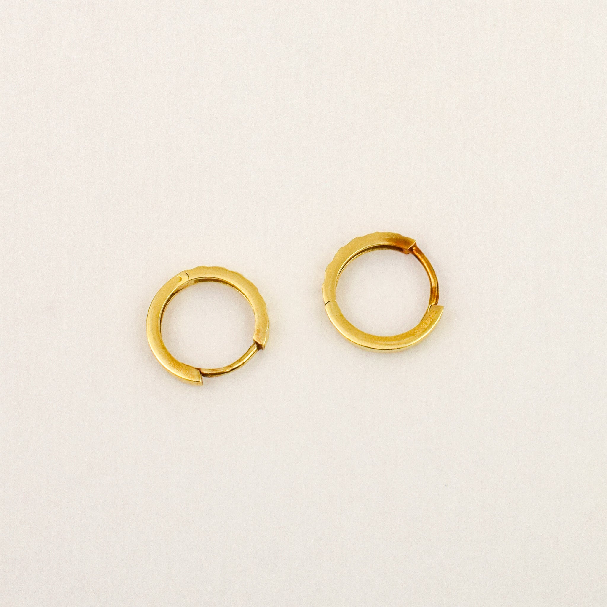 11mm Diamond Cut Huggies