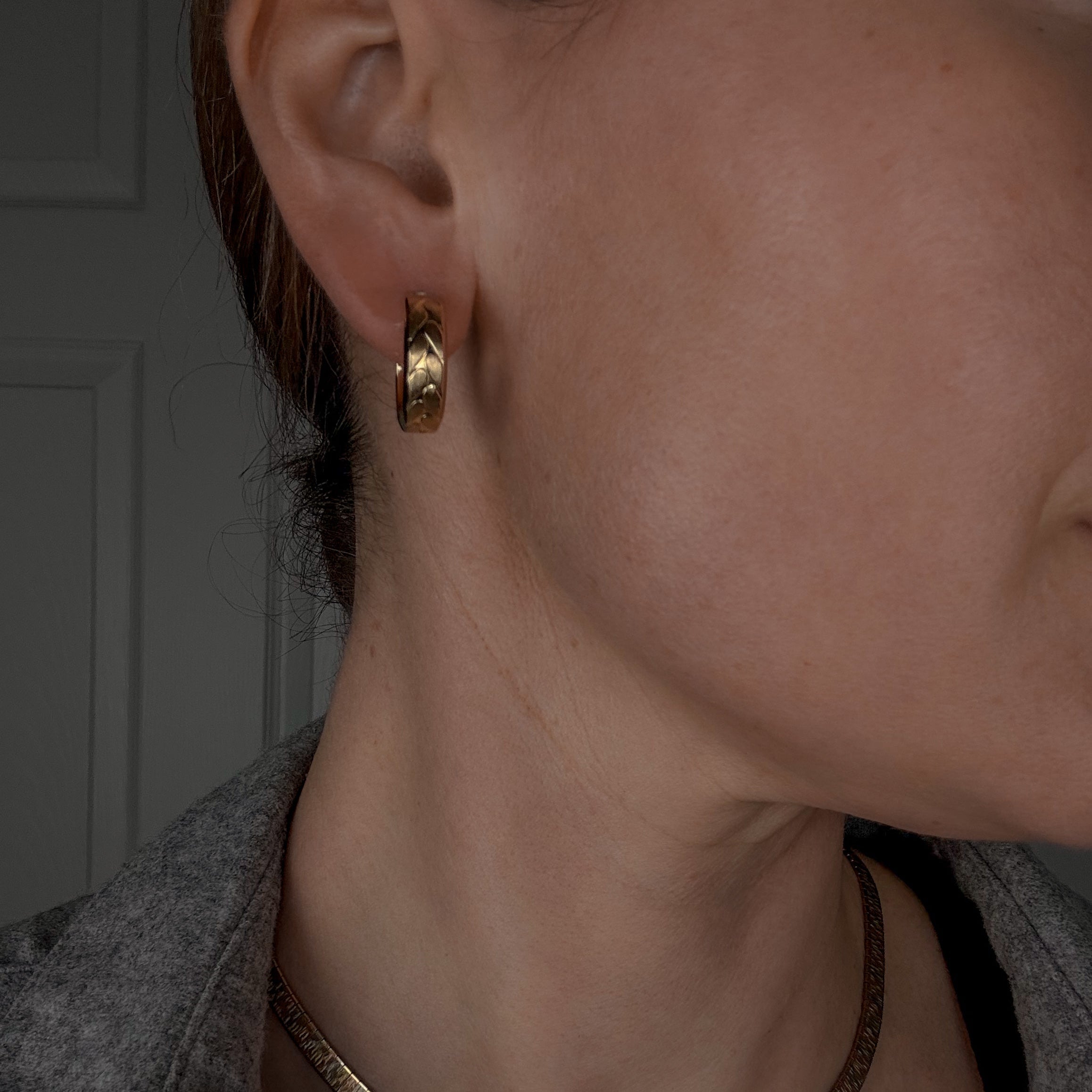 20 mm Brushed Leaf Motif Gold Hoop Earrings
