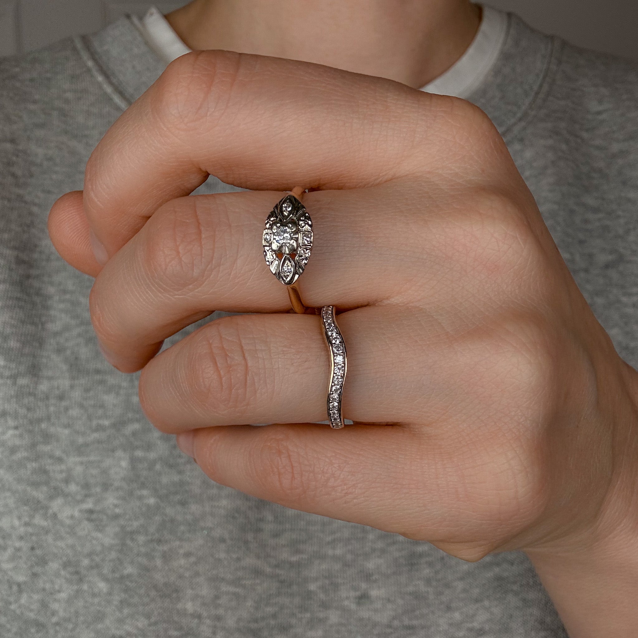 Curved Diamond Band