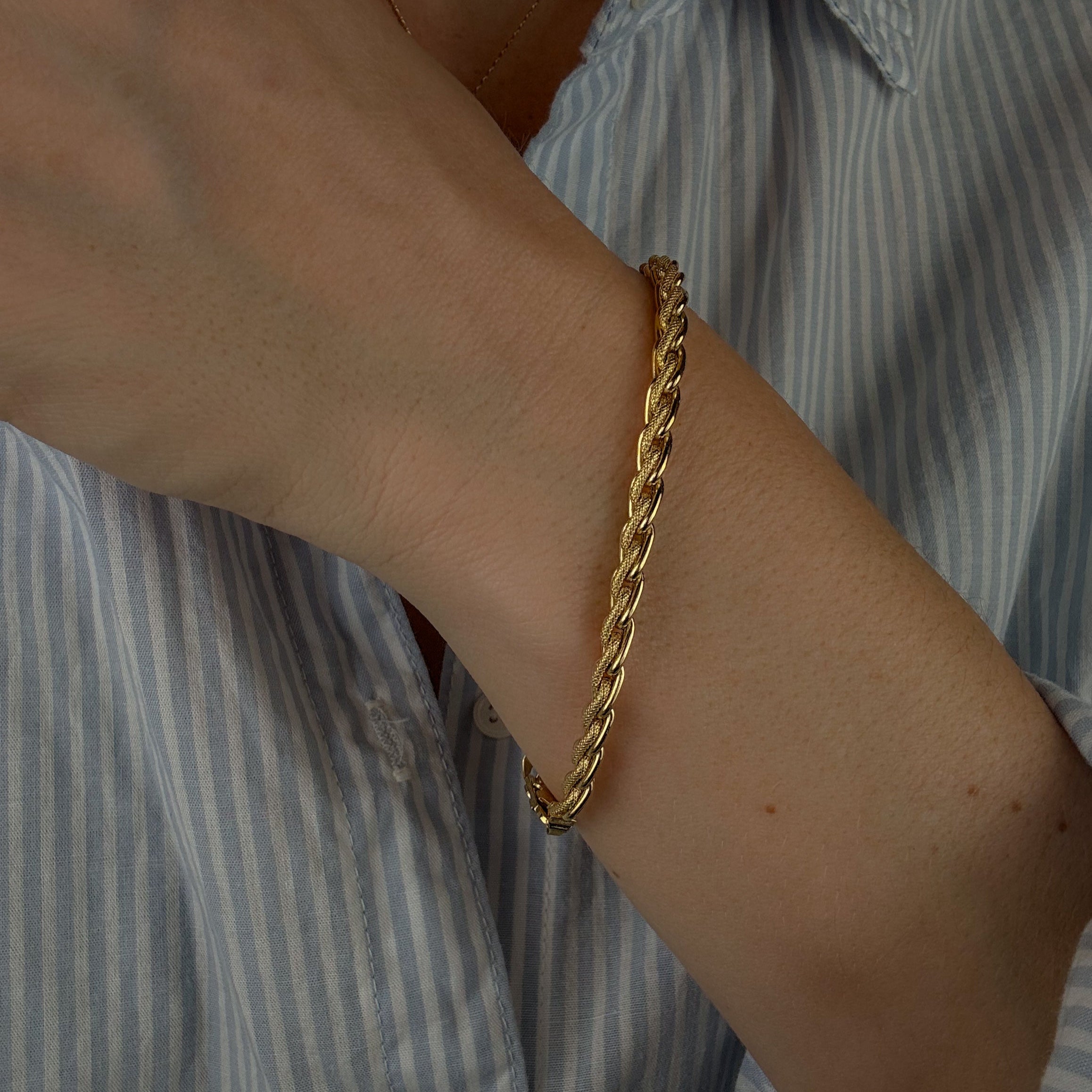 7.5" Multi-Texture Birks Gold Chain Bracelet