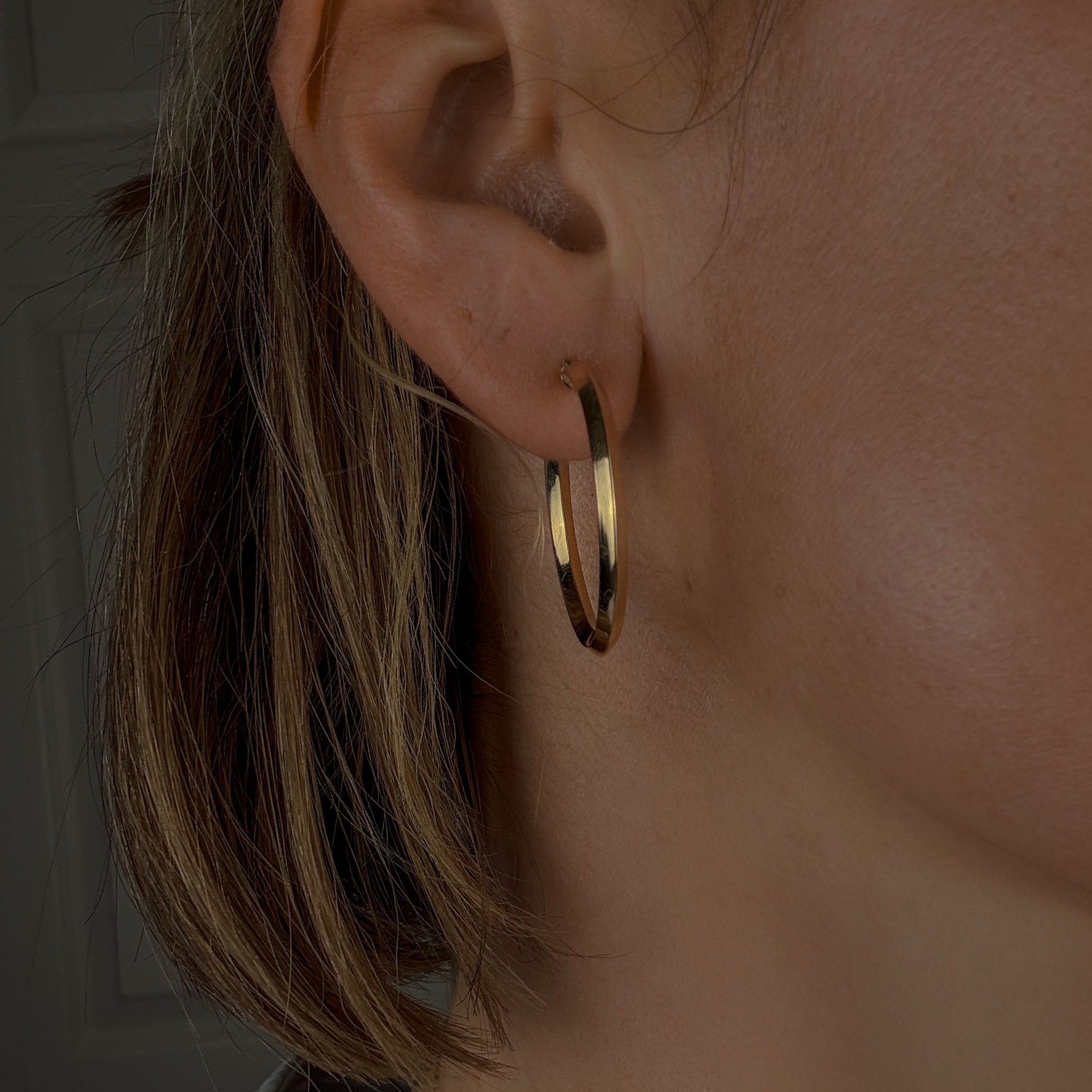 30 mm Knife Edge Gold Hoop Earrings
