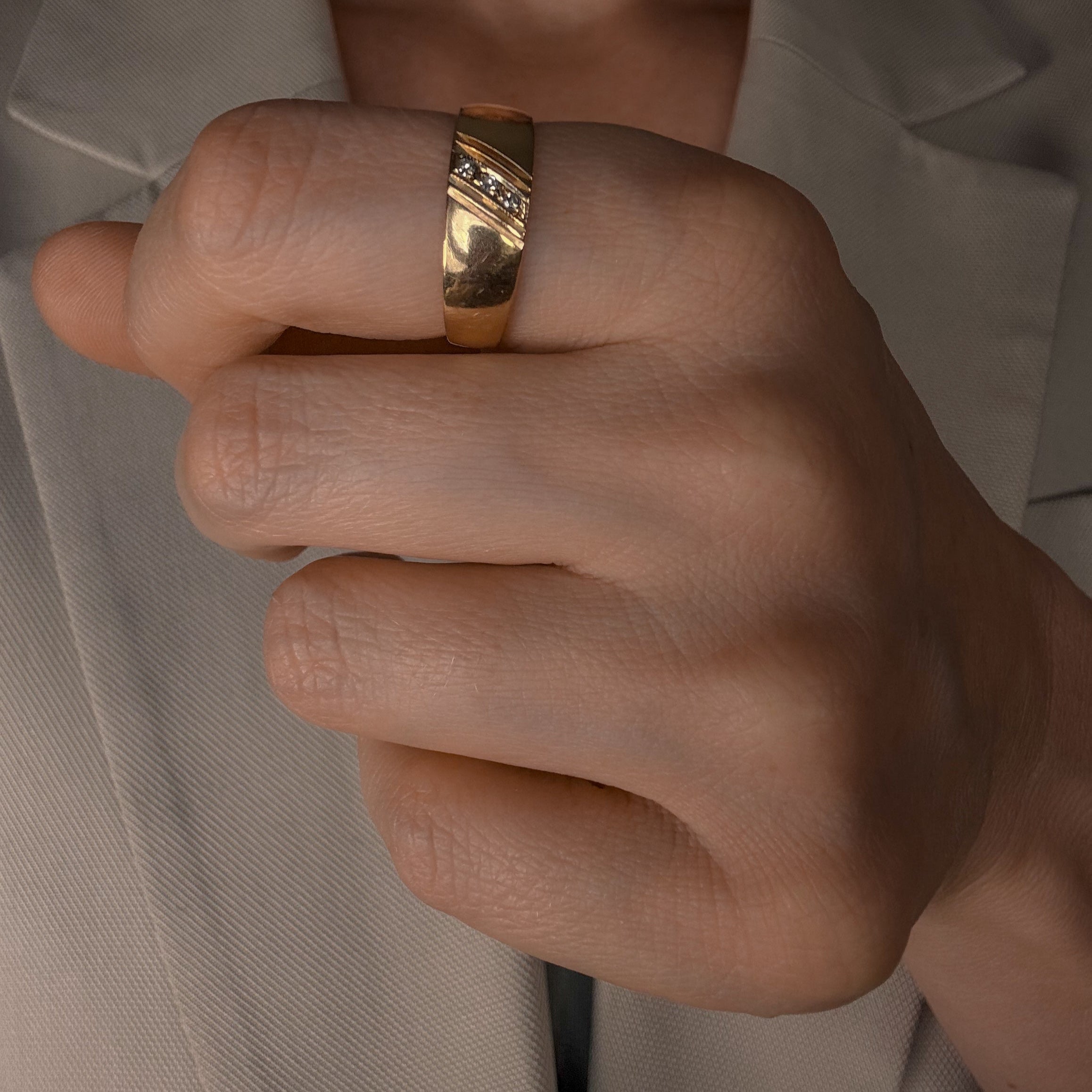 Vertical Diamond Trilogy Ring