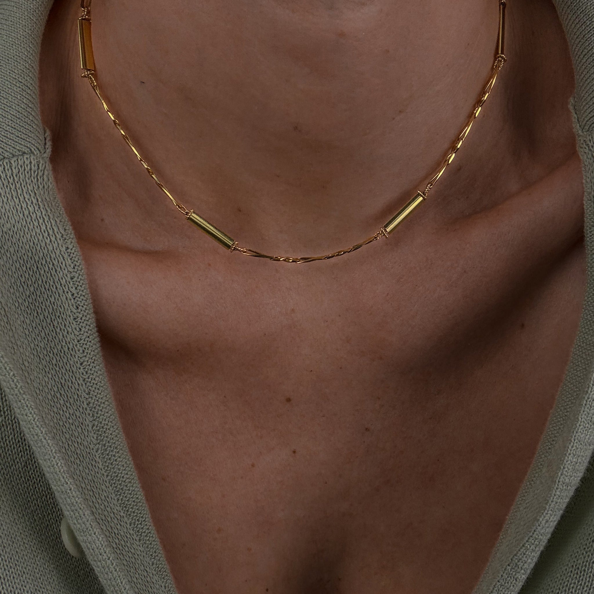 16" Bar and Figaro Necklace