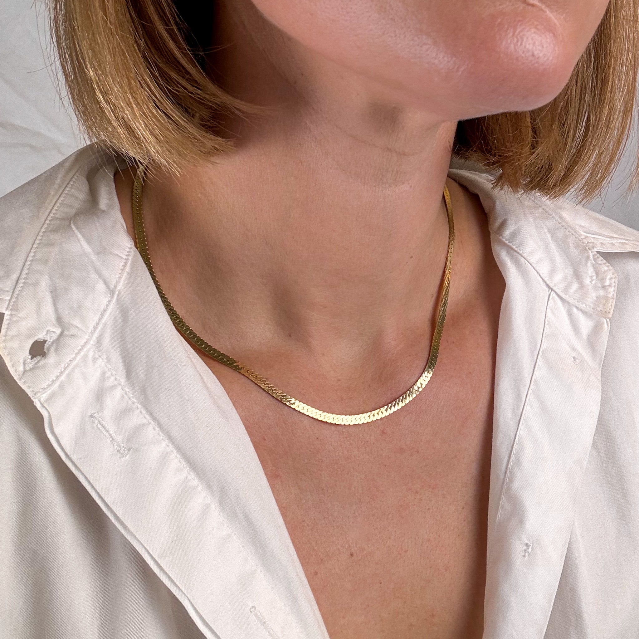 18” Sleek Herringbone Chain Necklace