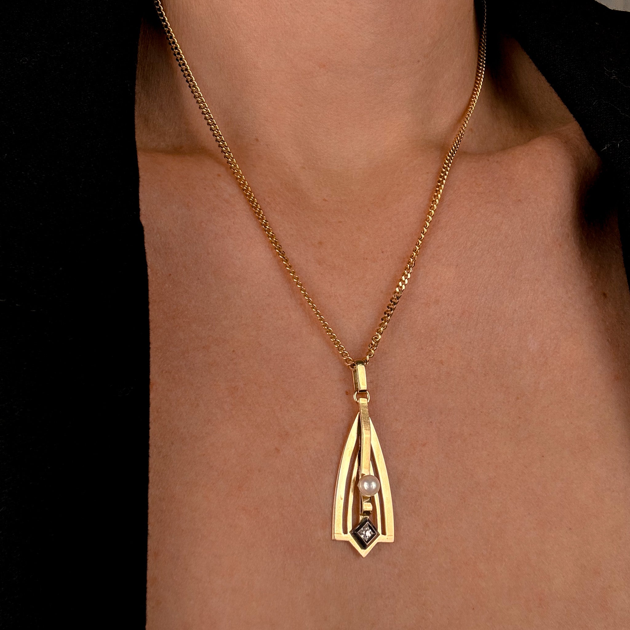 Retro Pearl and Diamond Pendant