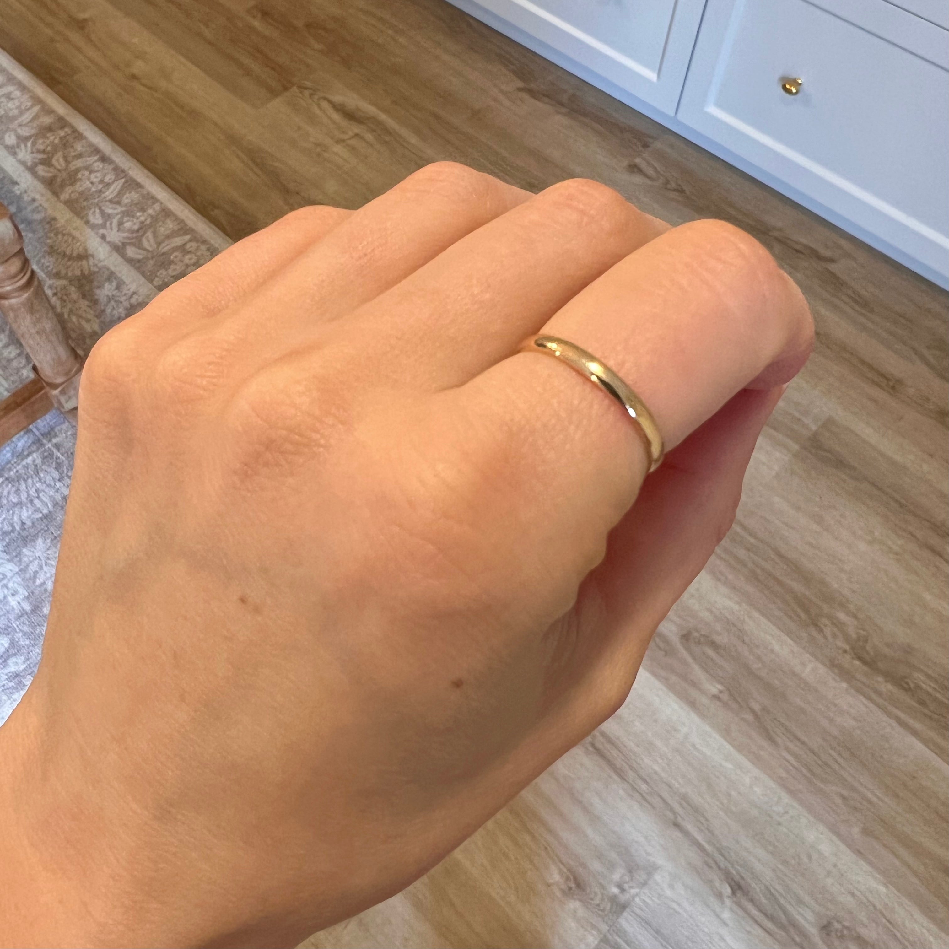 vintage 18k gold 2.3mm band, vintage wedding band 